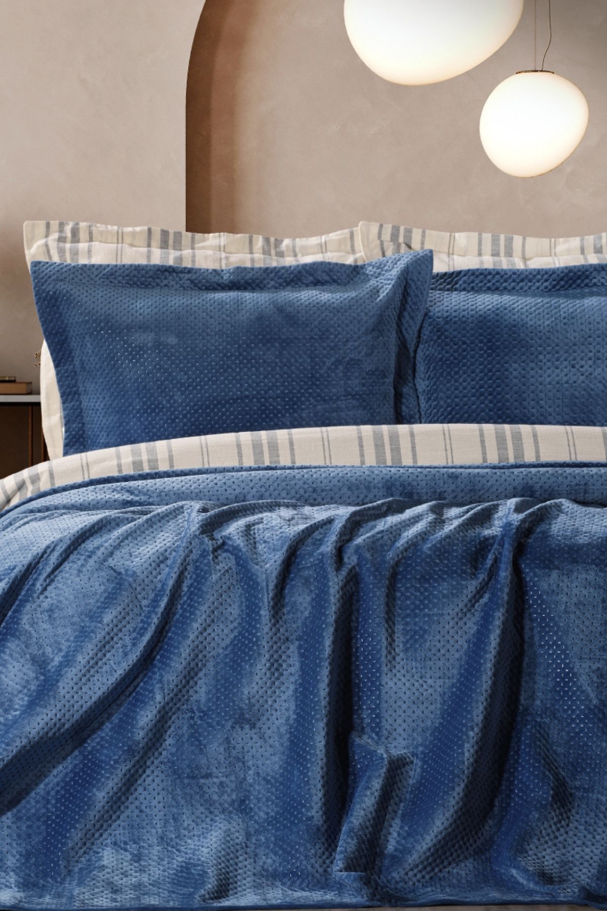 ZEBRA CASA-Scala Indigo Double Bedspread Set 2