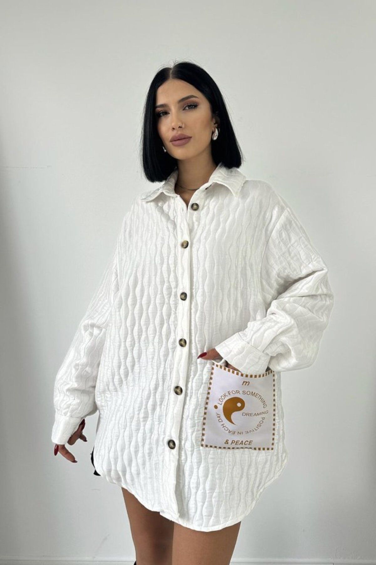 ASFSTORE Beyaz Cepli Kapitone Gömlek