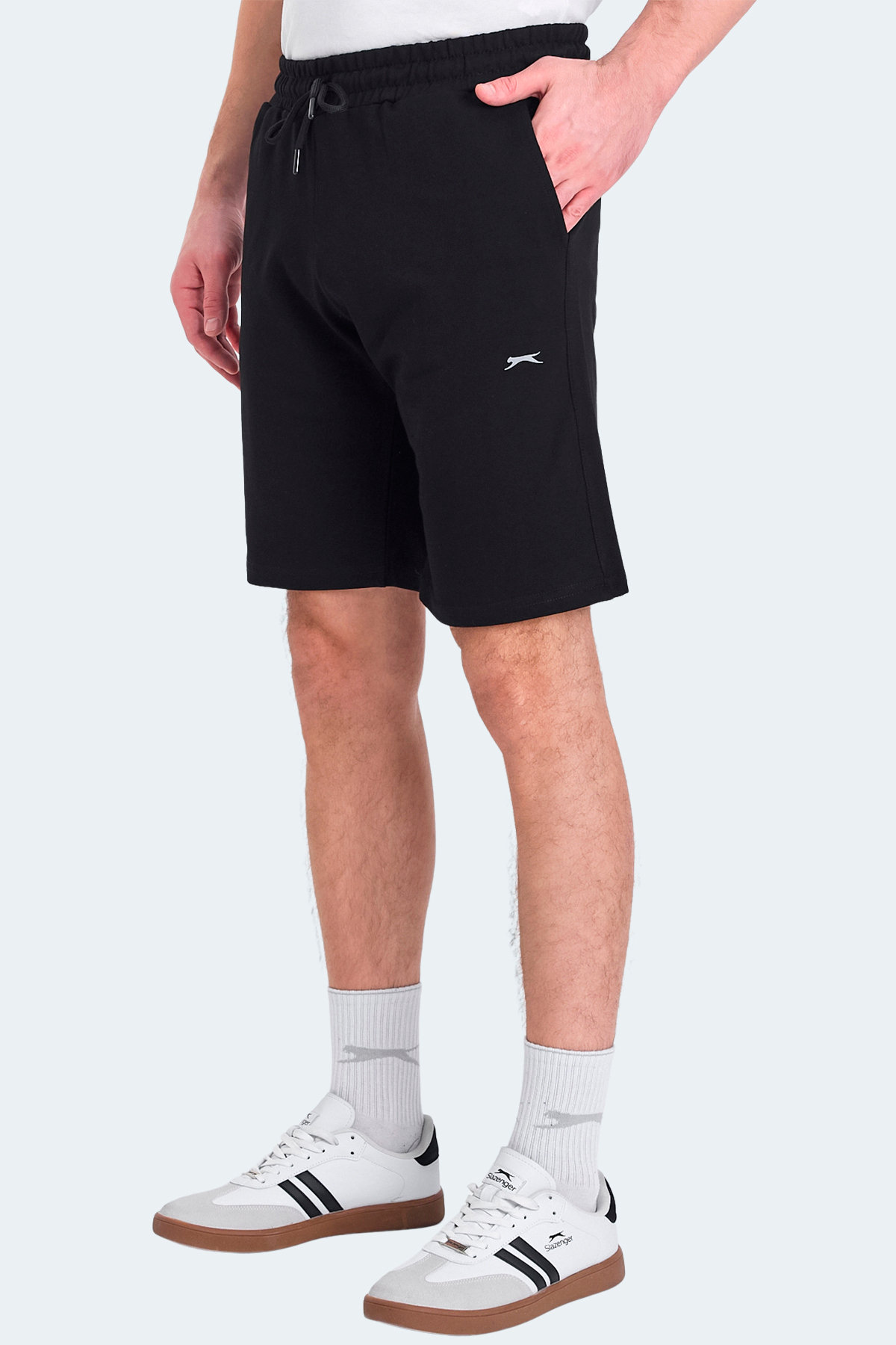 شلوارک مردانه جیب‌دار مشکی KADE اسلازنگر شورت ورزشی Slazenger