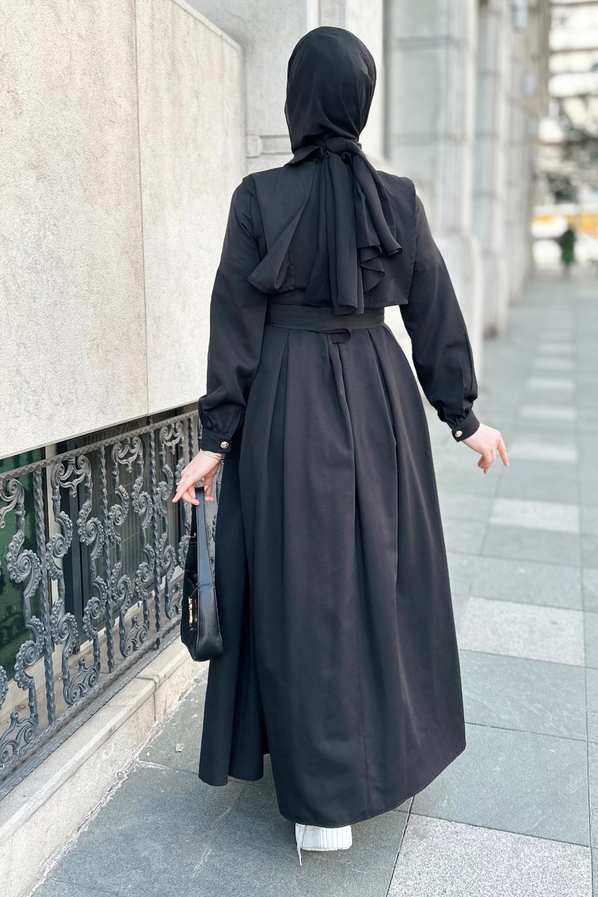 Gizce-Elvie Black Dress 5
