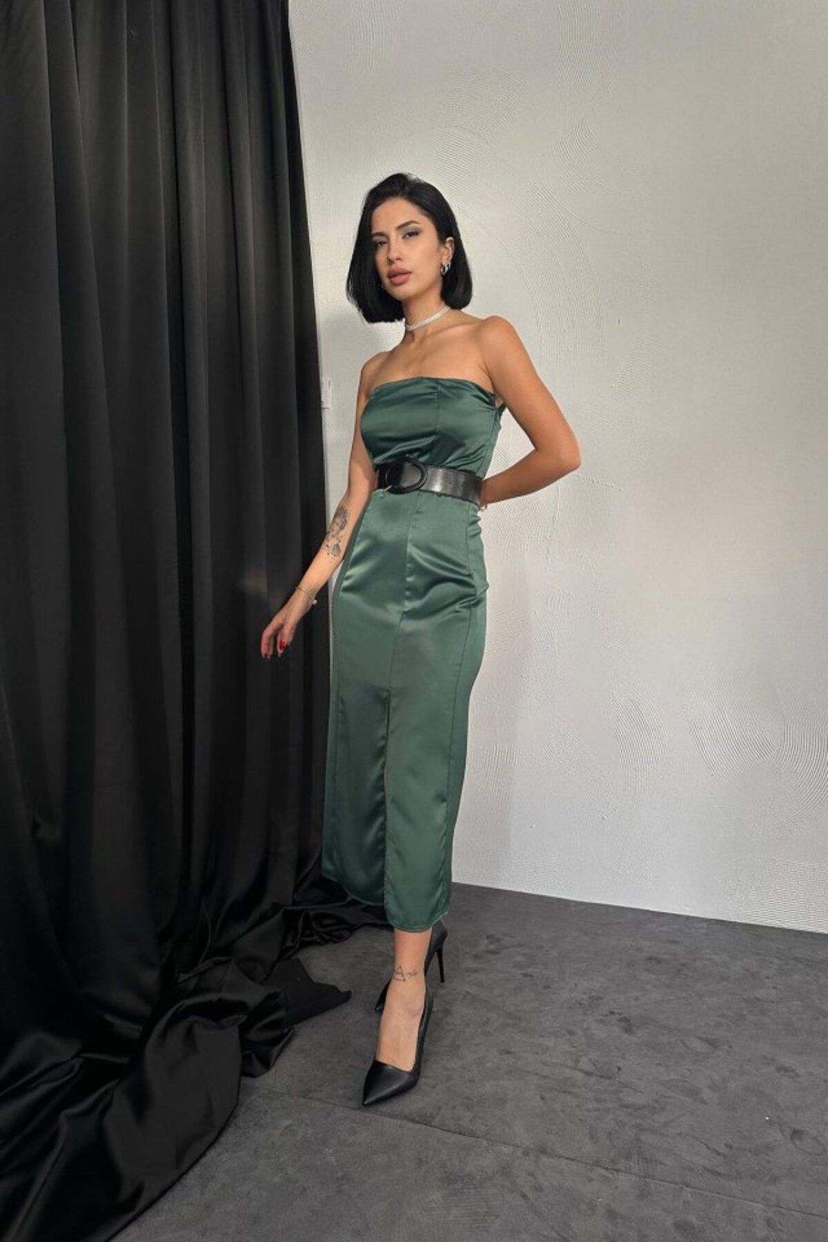 MRA Fashion Zümrüt Straplez Saten Elbise