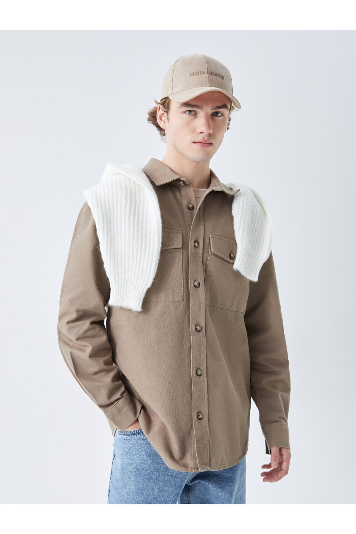 LC Waikiki-Herren-Hemdjacke aus Gabardine – lange Ärmel, normale Passform 2