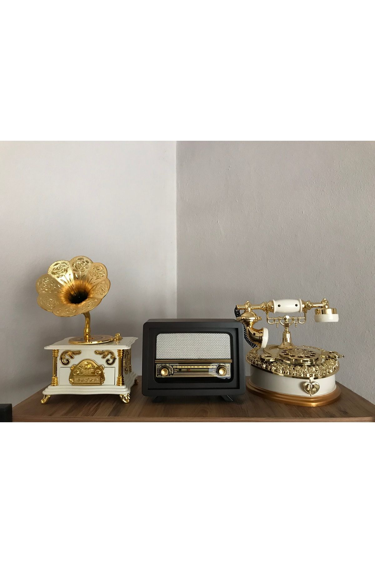 BEYOĞLU NOSTALJİK RADYO (FM ÖZELLİKLİ), DEKORATİF PLASTİK TELEFON, DEKORATİF PLASTİK GRAMOFON
