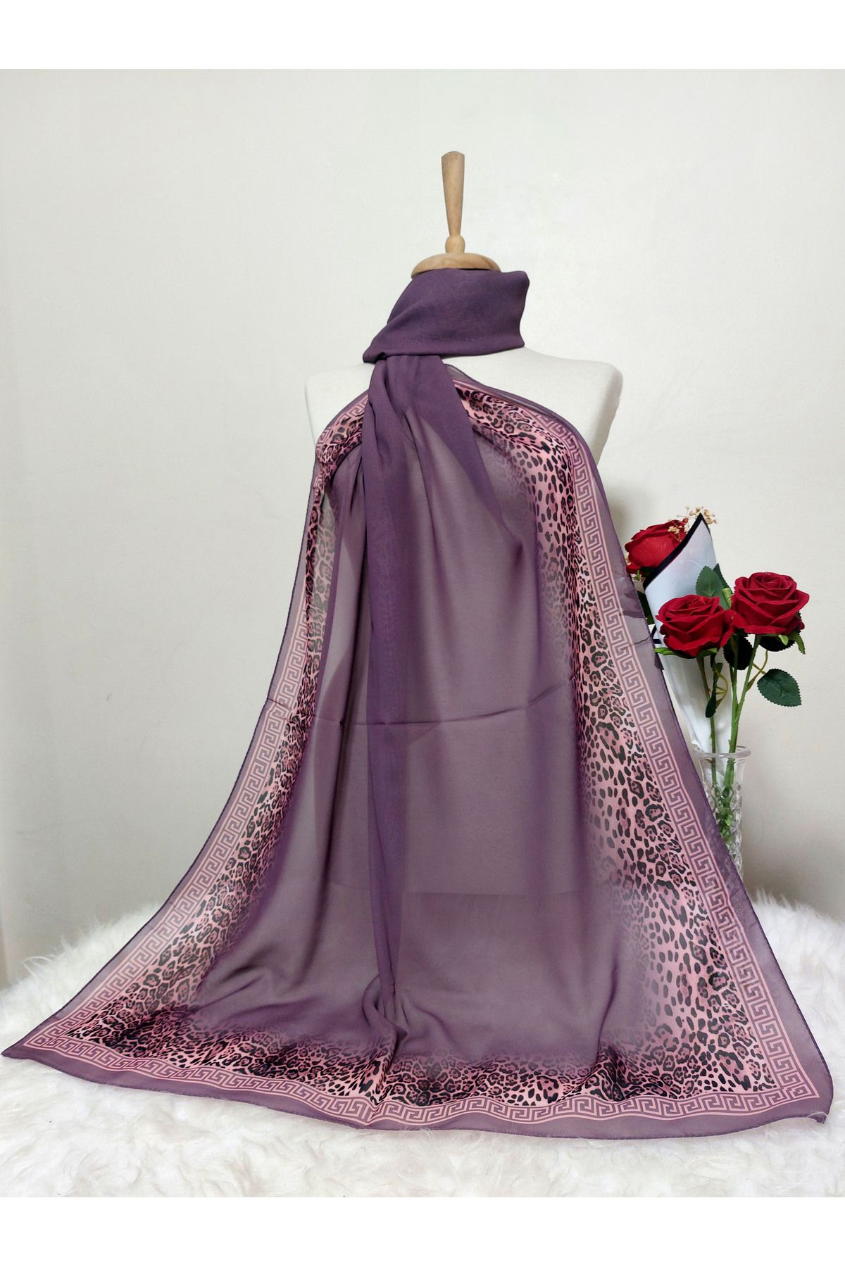 REMOMODA-Leopard Motif Stickered Shawl 180X70 cm Dimensions 2