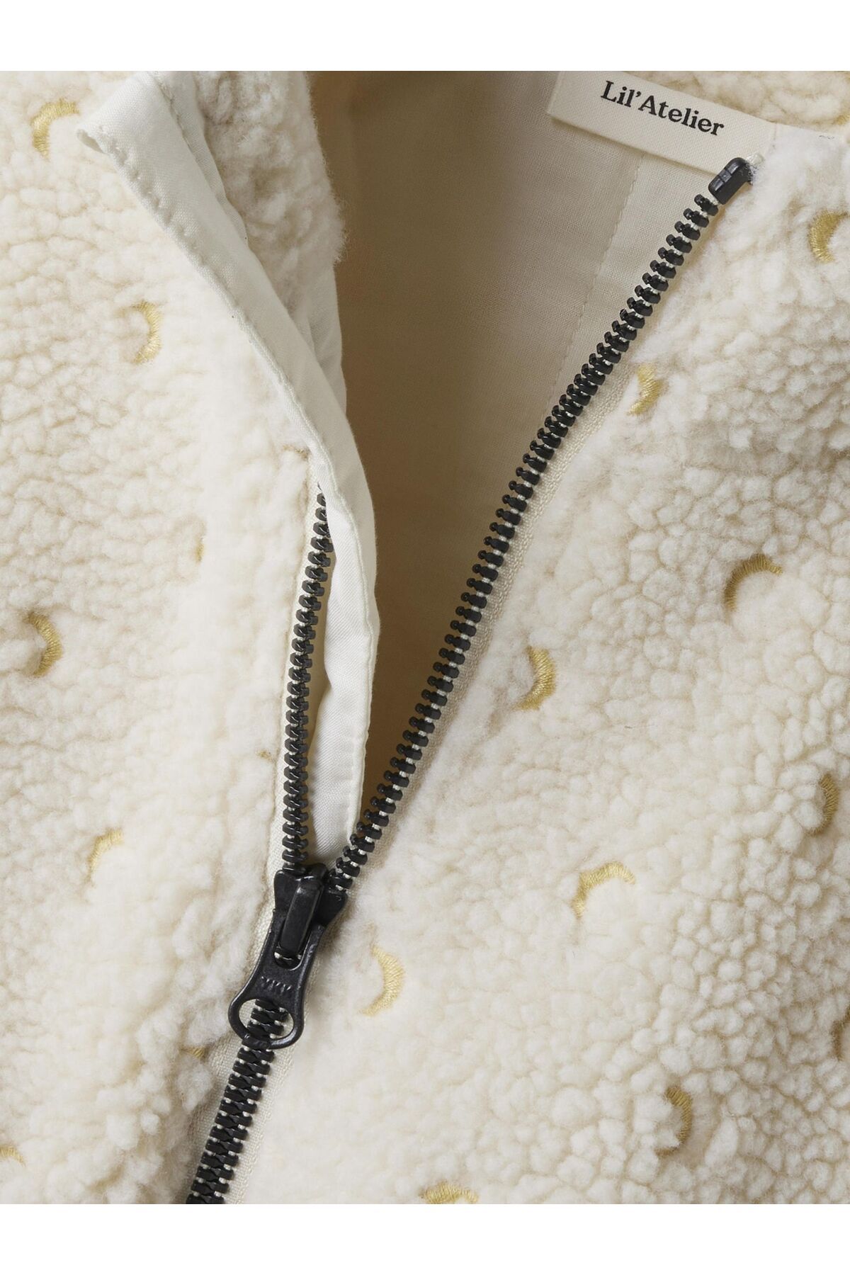 Lil' Atelier-Teddyjacke Mond 4