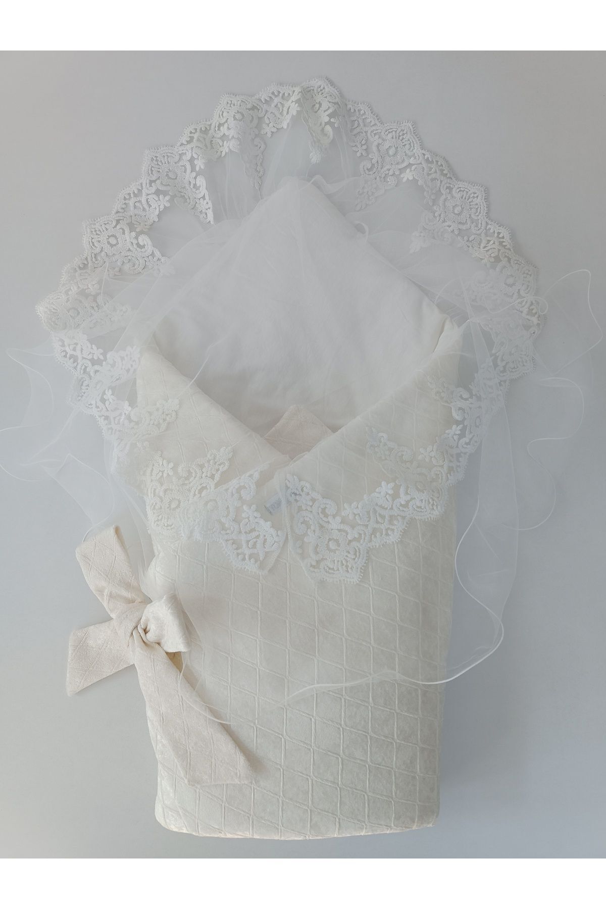 Tomuycuk Dantelli Bebek Battaniyesi %100 Pamuklu Doğal Organik Uyku Kundağı Hediyelik Yenidoğan Mevlütlük fotoğrafı 6 (önizleme)