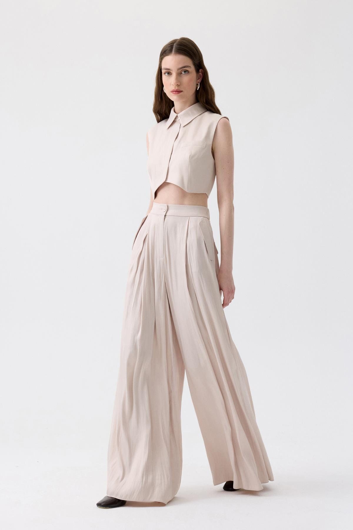 rue.-Asymmetric Cut Sleeveless Ecru Blouse 5