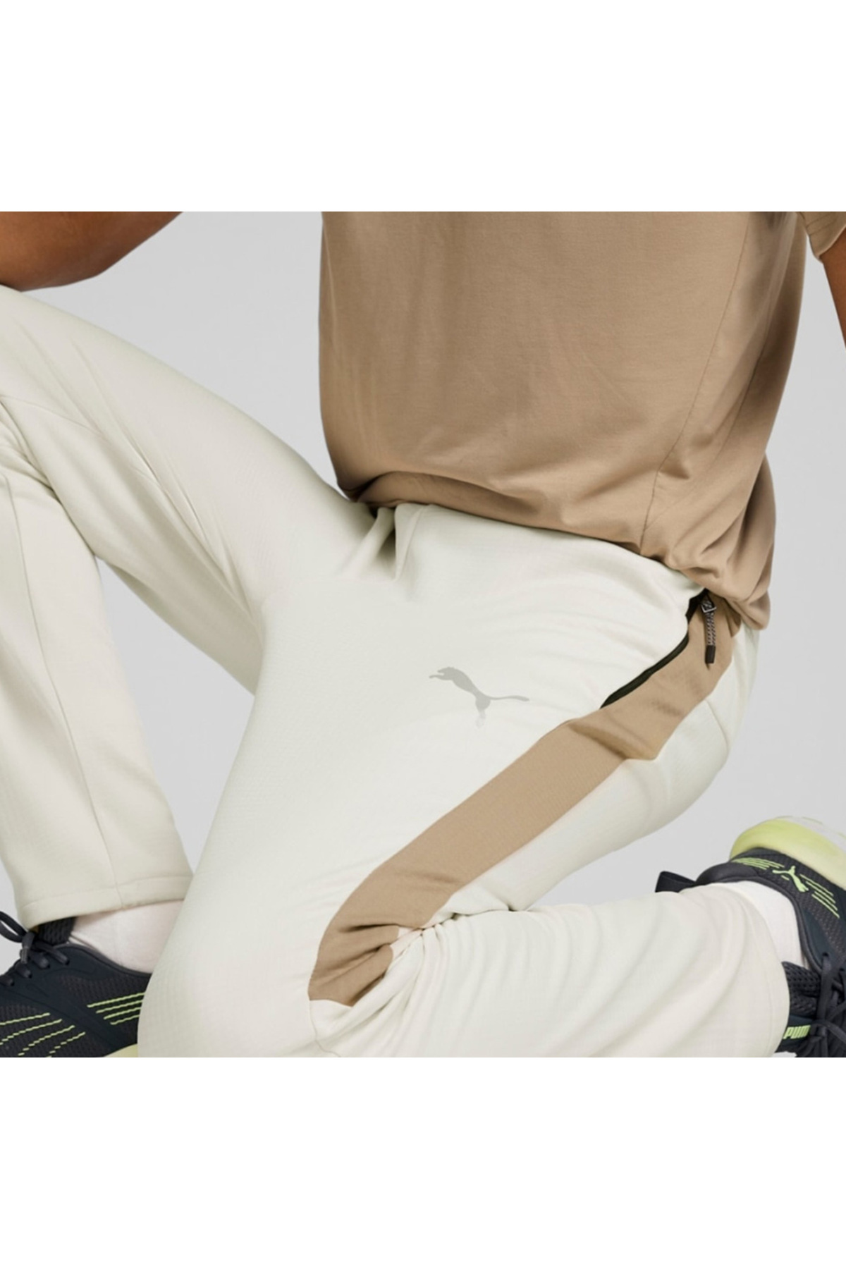Puma-Evostripe Warm Dk Sweatpants White 68170487 Men 4