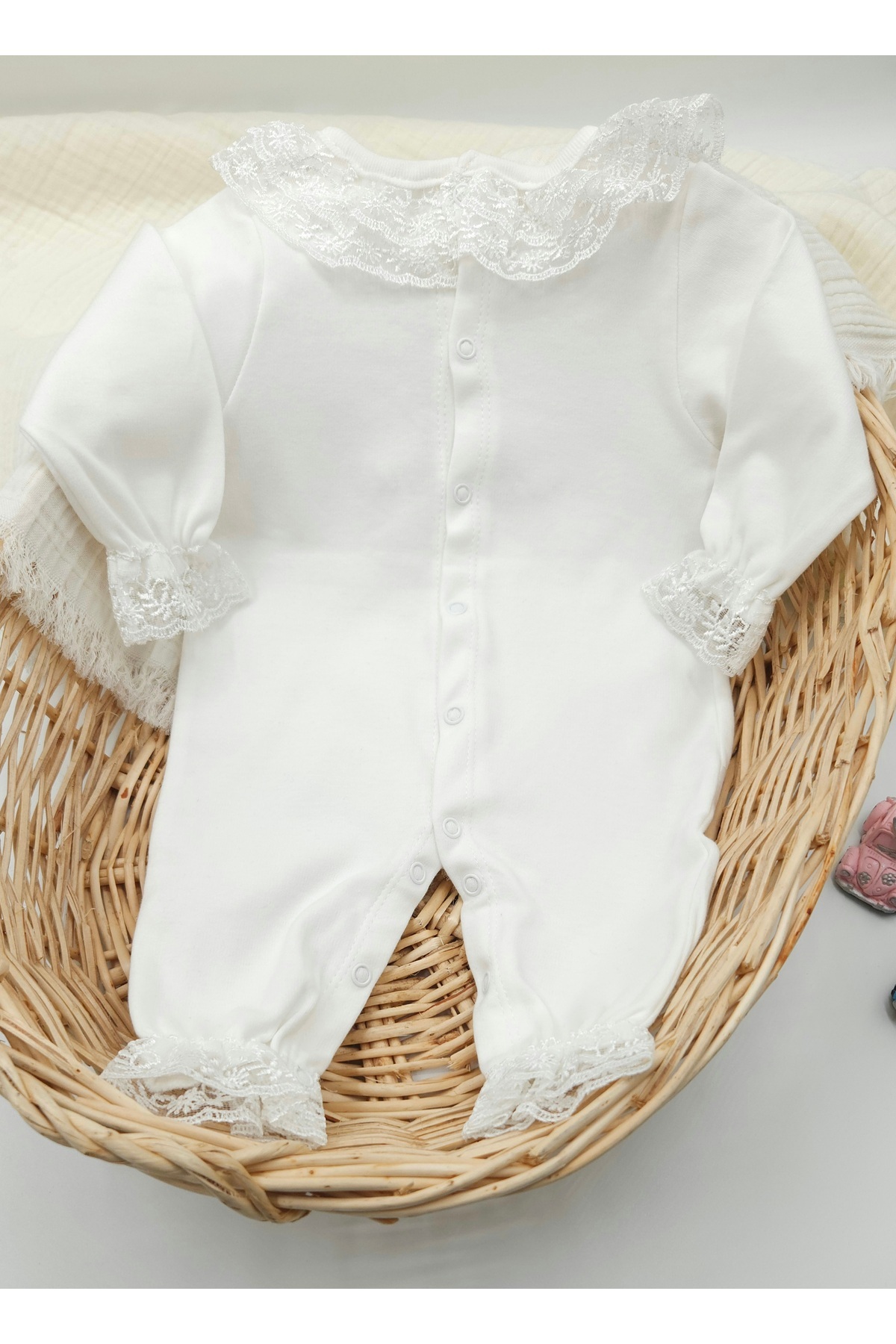 gros shop Yeni Doğan Danteli 3'lü Hastane Çıkış Tulum Seti - Mevlüt Seti (KİŞİYE ÖZGÜ İSİMLİ NAKIŞ DESENLİ) fotoğrafı 2 (önizleme)