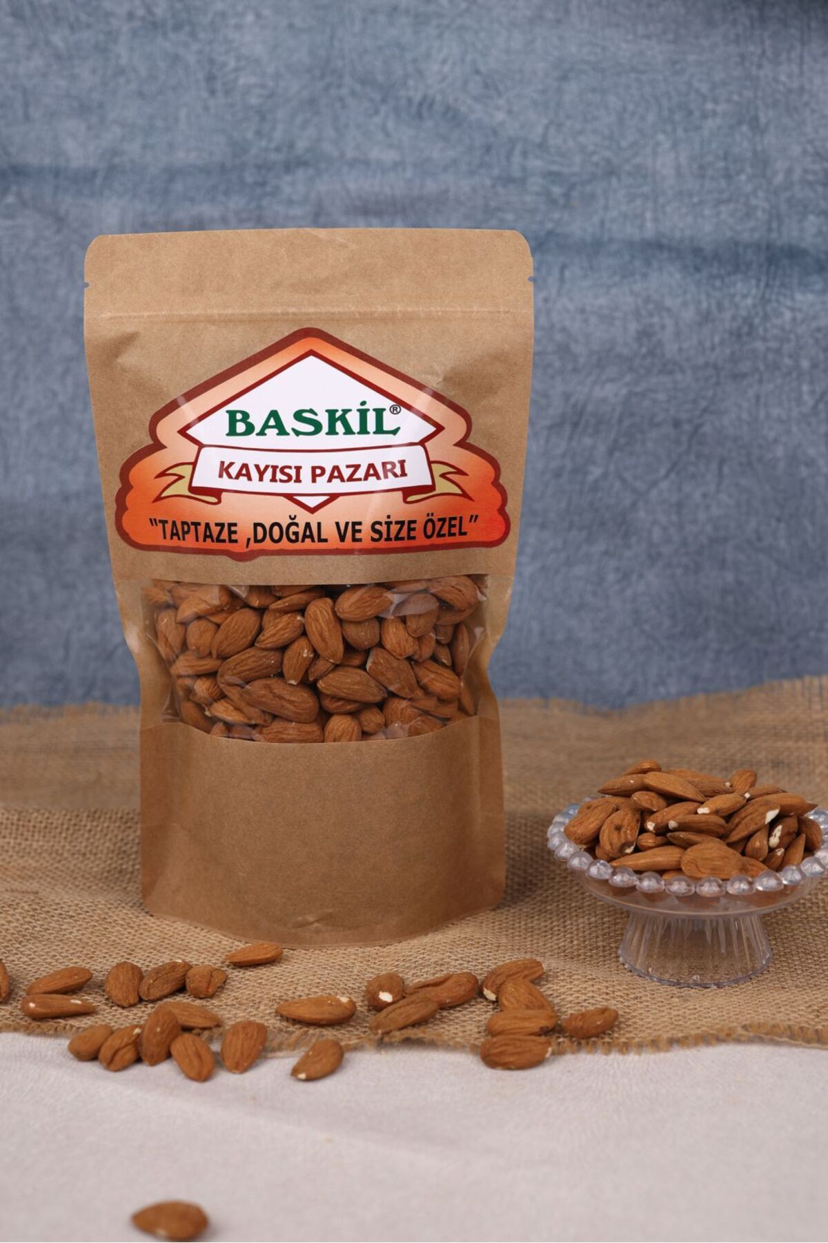 BASKİL KAYİSİLARİ Kavrulmuş Badem 1 KG | Katkısız ve Taze