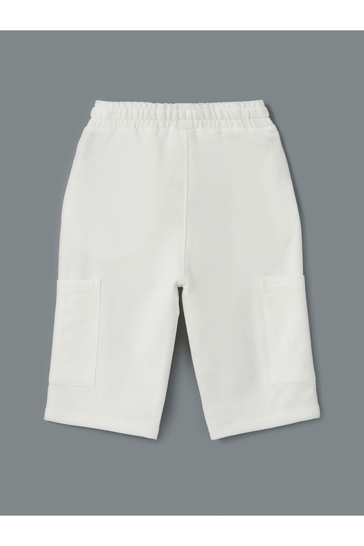 LC Waikiki-Ecru Basic Boy's Cargo Shorts with Elastic Waist 4