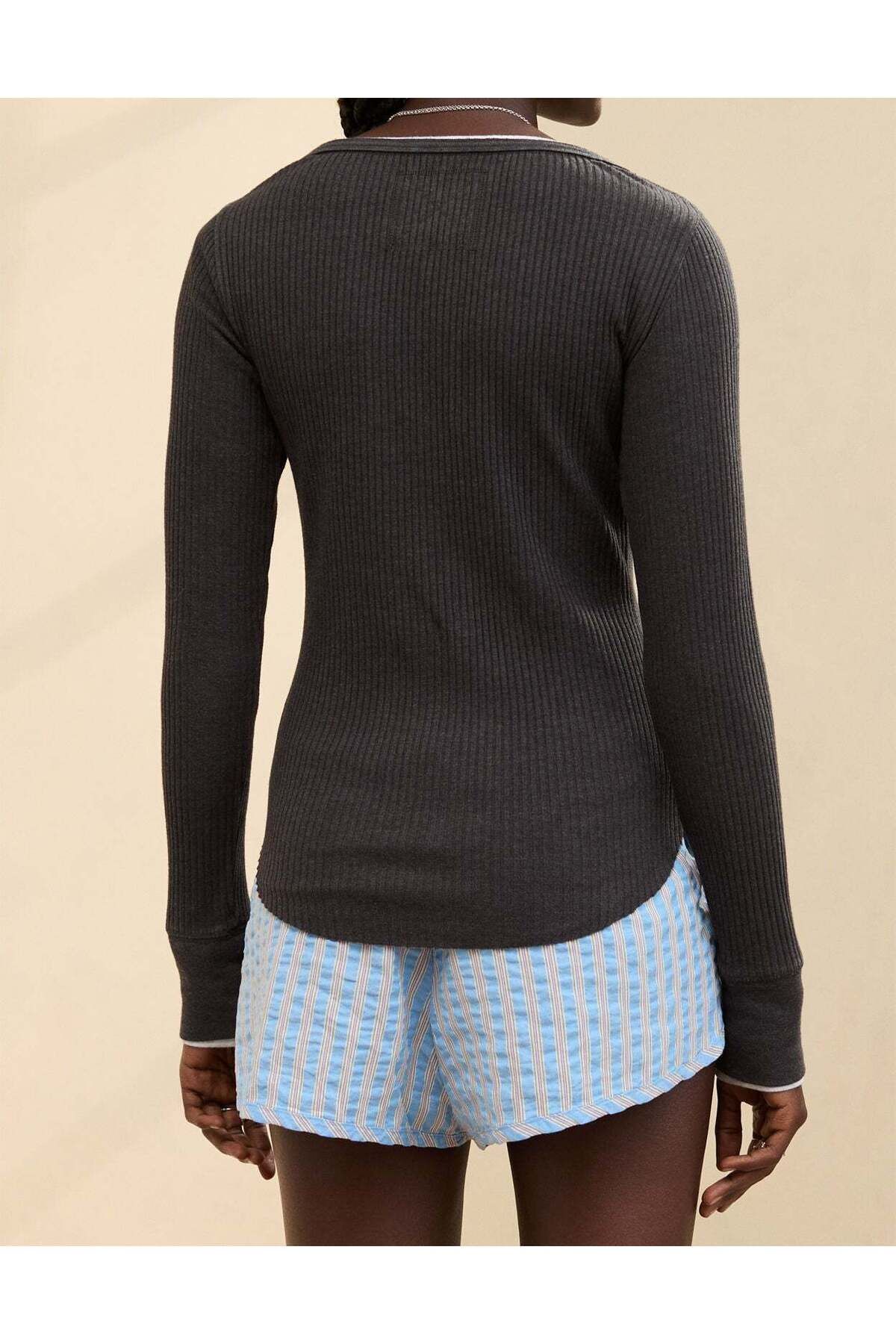 AMERICAN EAGLE-Aerie Essential Henley Layering T-Shirt 2