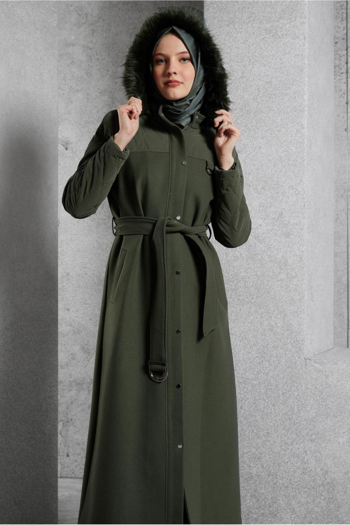 آلوینا پالتوی خزدار کلاهدار ۹۰۵۷۱ آلوینا پالتوی خزدار کلاهدار ۹۰۵۷۱