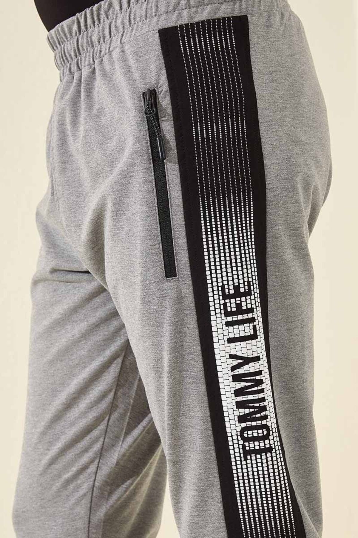 TOMMY LIFE-Ανδρικά παντελόνια JoggEr - Grey MElangE, ZippEr PockEt, PrintEd - 84657 2