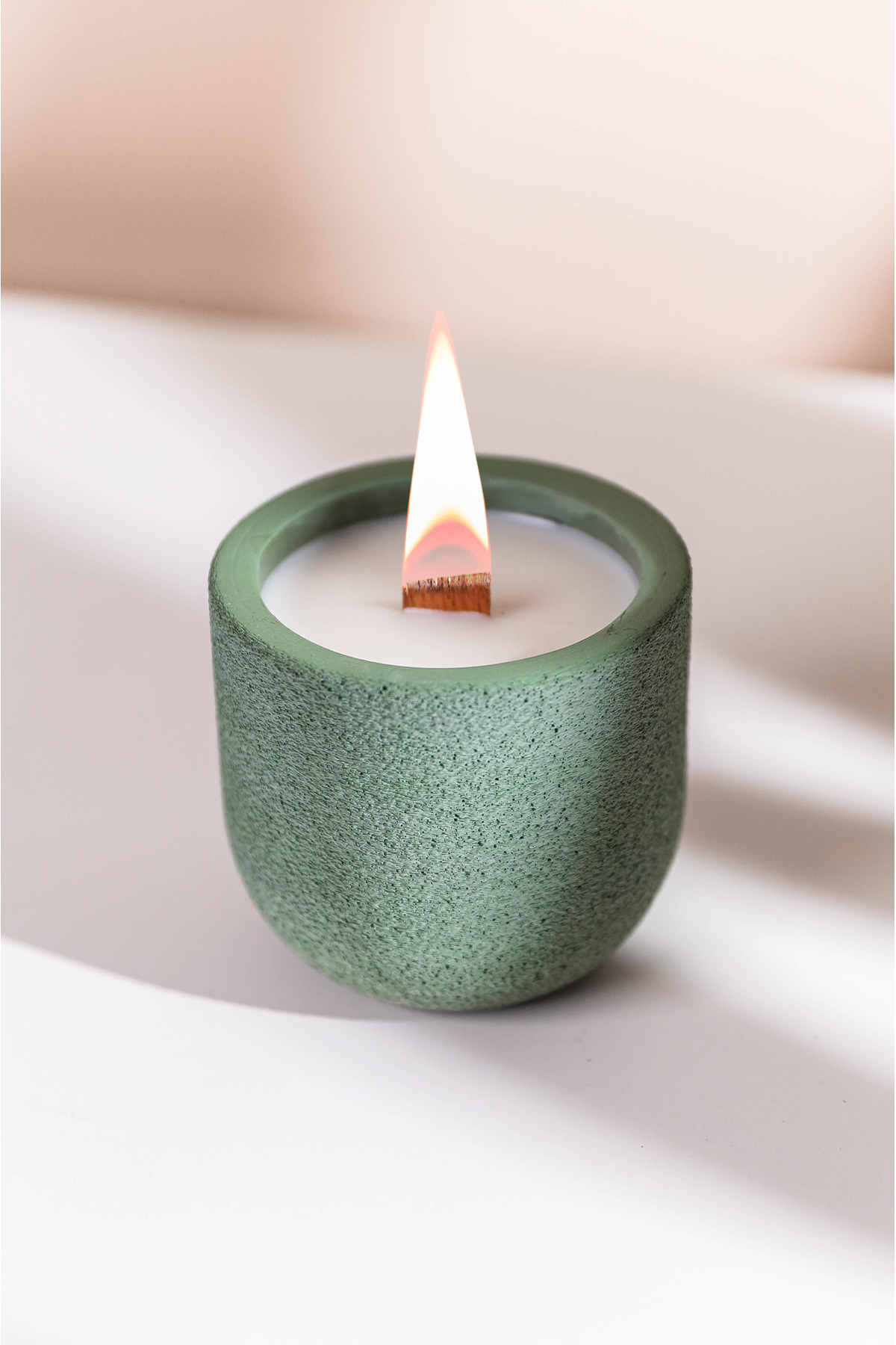 "Cyle" 100% Soy Wax Organic Concrete Candle & Flower Pot