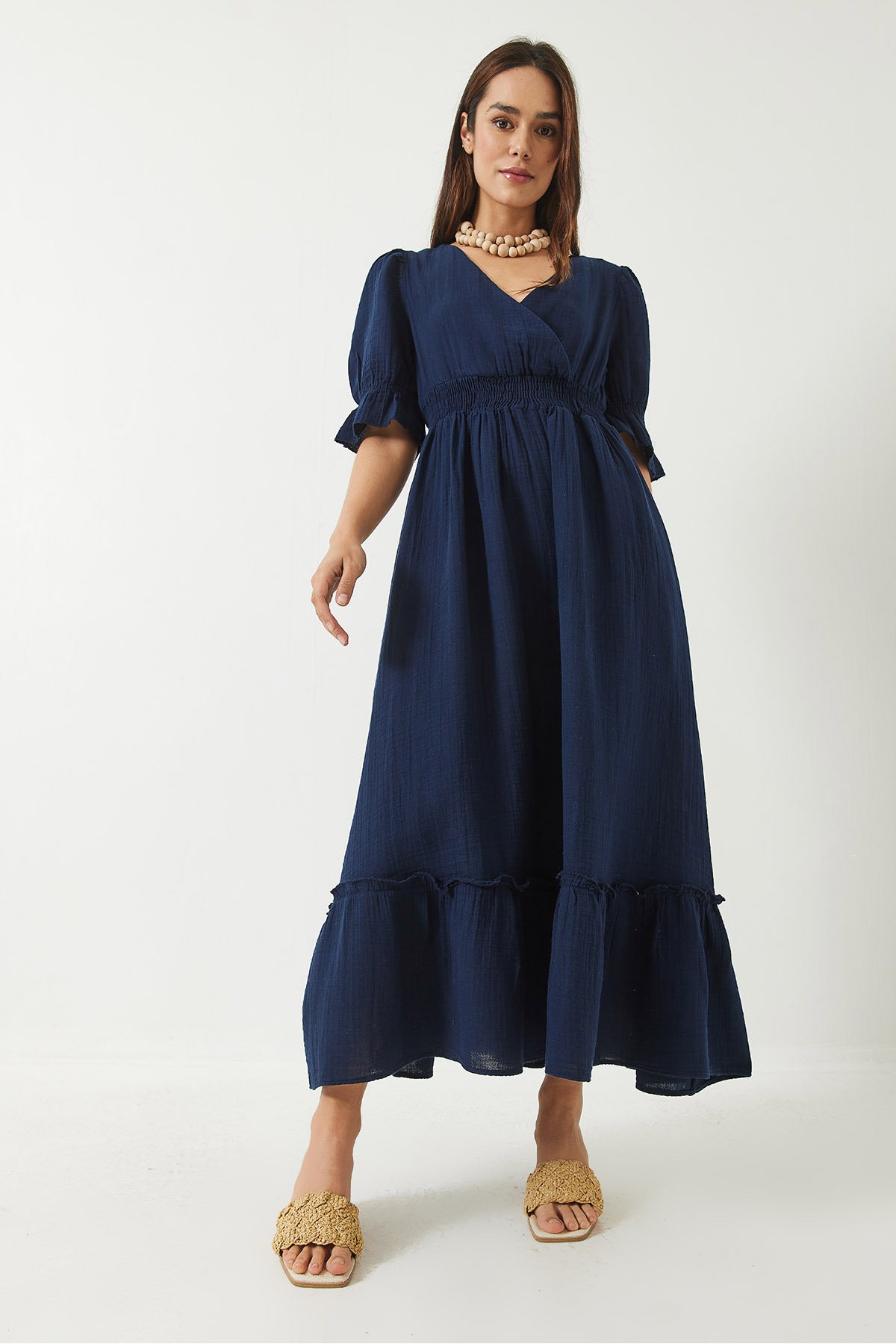 LUCCI V-Neck Textured Midi Dress with Elastic Detail 4