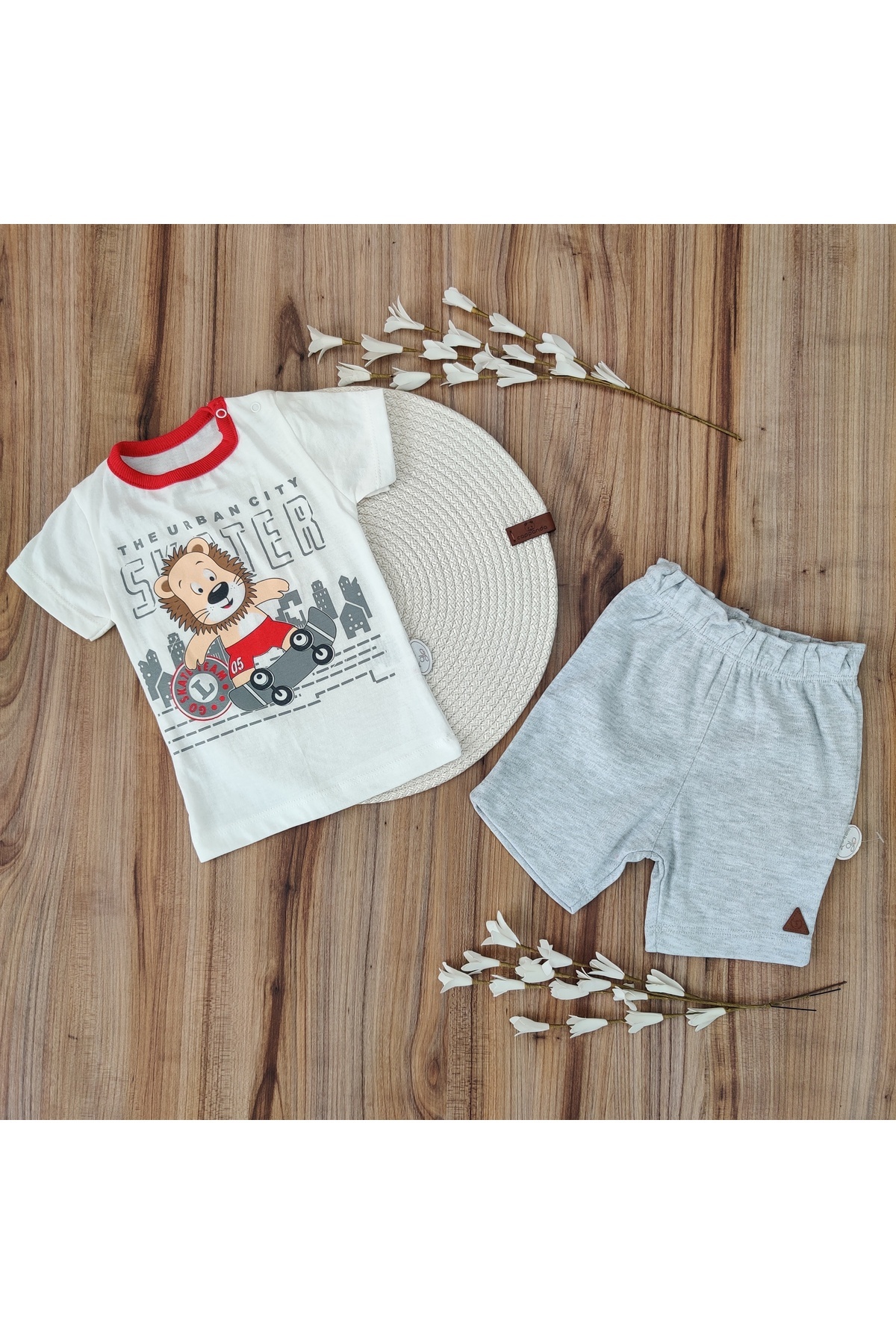 Tomuycuk 2'li Kız / Erkek Bebek Alt Üst Takım - Gri & Aslan Desenli Yumuşak Bebek Takımı - Friends Show fotoğrafı 5 (önizleme)