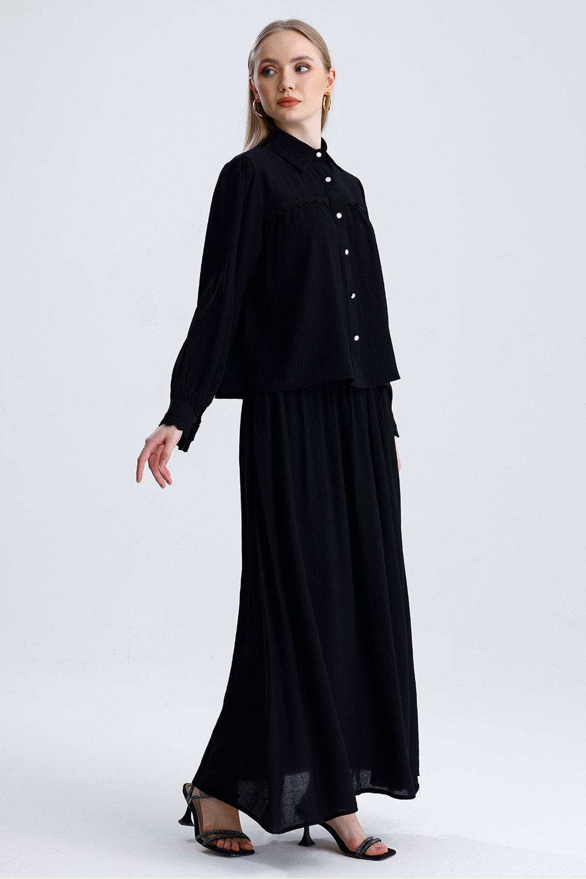 MD trend-Women's Lace Detailed Pocket Bell Skirt and Crop Shirt Double Summer Linen Set 1