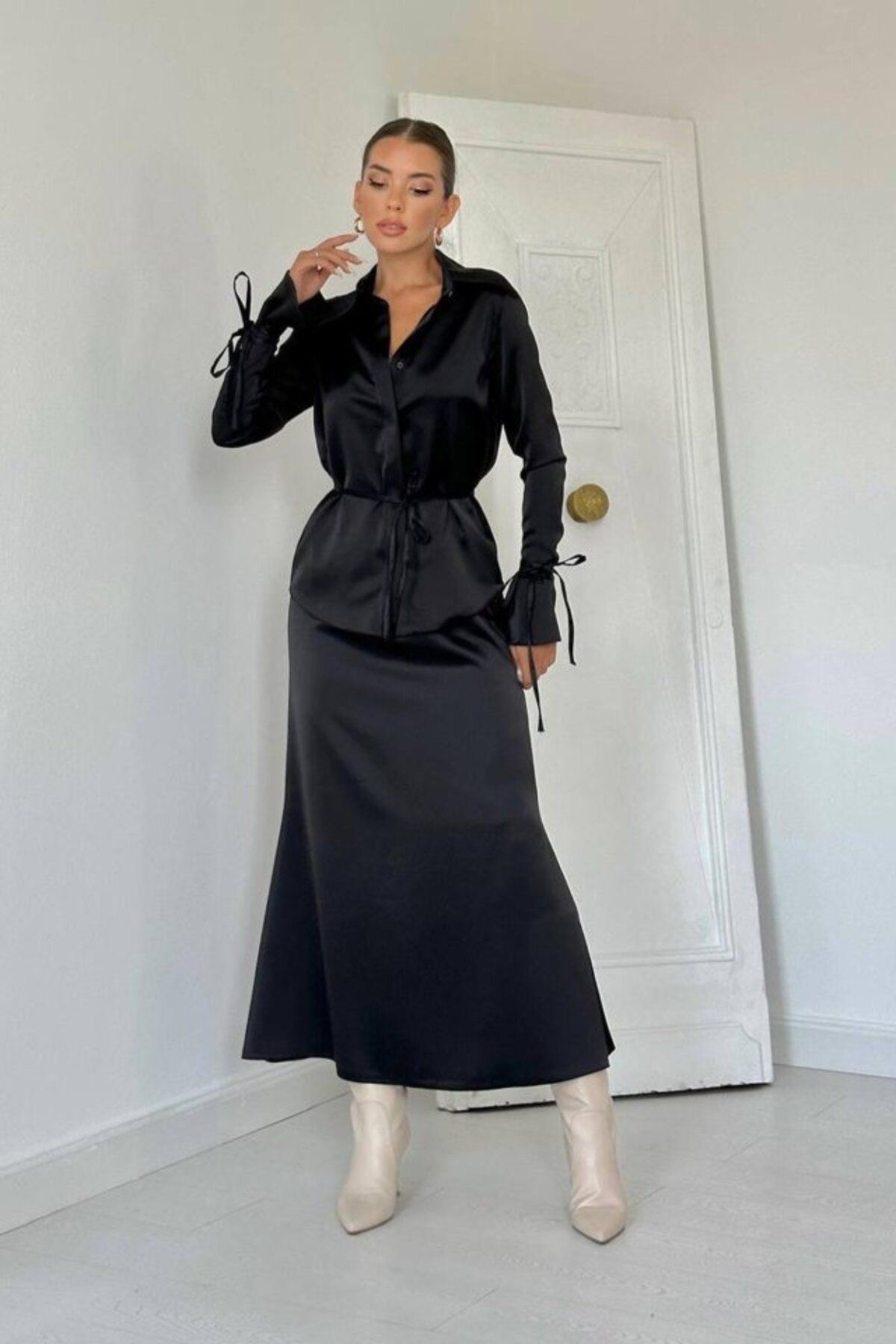 Rose's Boutique All About Women Rose's Boutiqe All About Women Siyah Biyeli Gömlek Ve Etek Takım