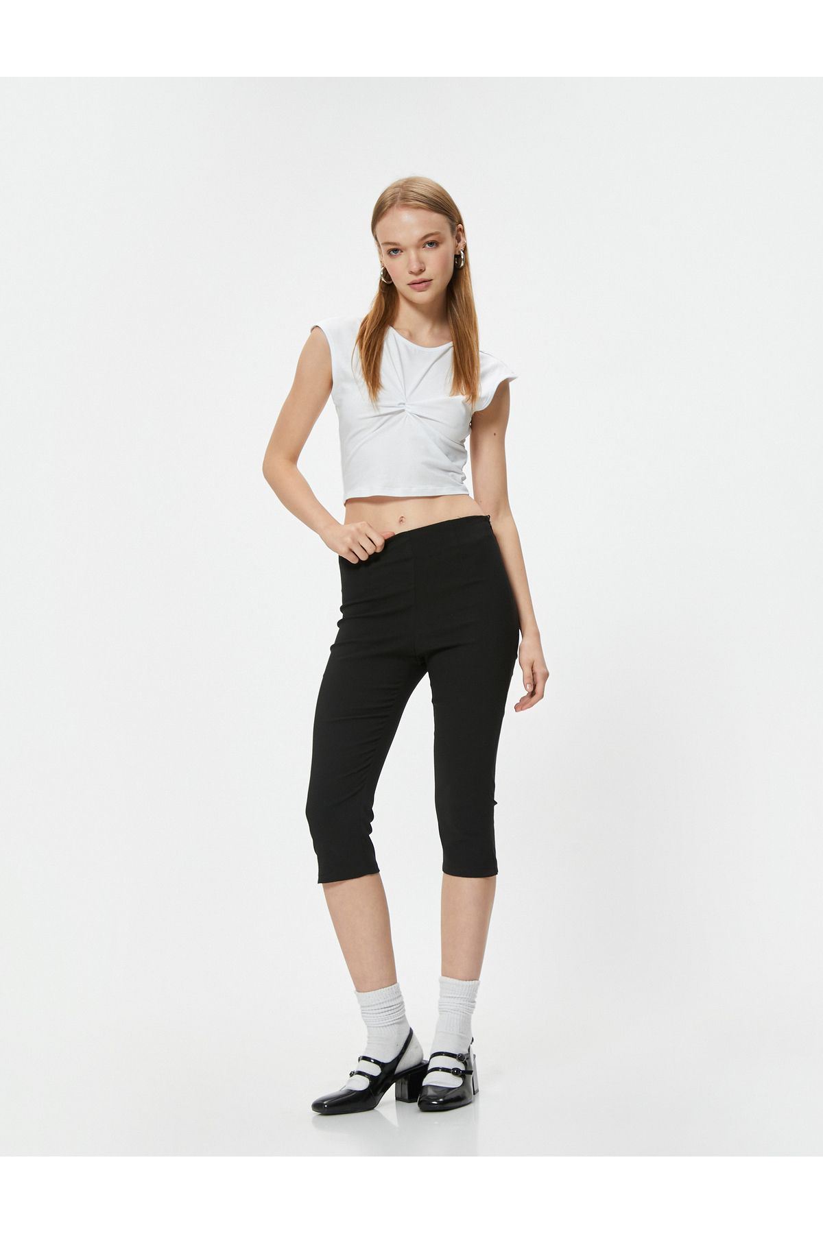 Koton Yeni Sezon Kapri Pantolon Slim Fit Fermuarlı Dikiş Detaylı