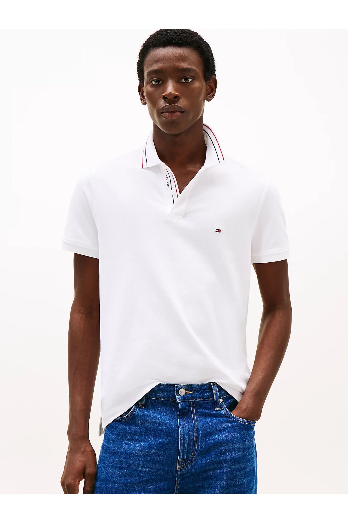 تی شرت مردانه آستین کوتاه یقه یقه دار سفید با آرم پرچم تامی روی سینه MW0MW38459- Tommy Hilfiger