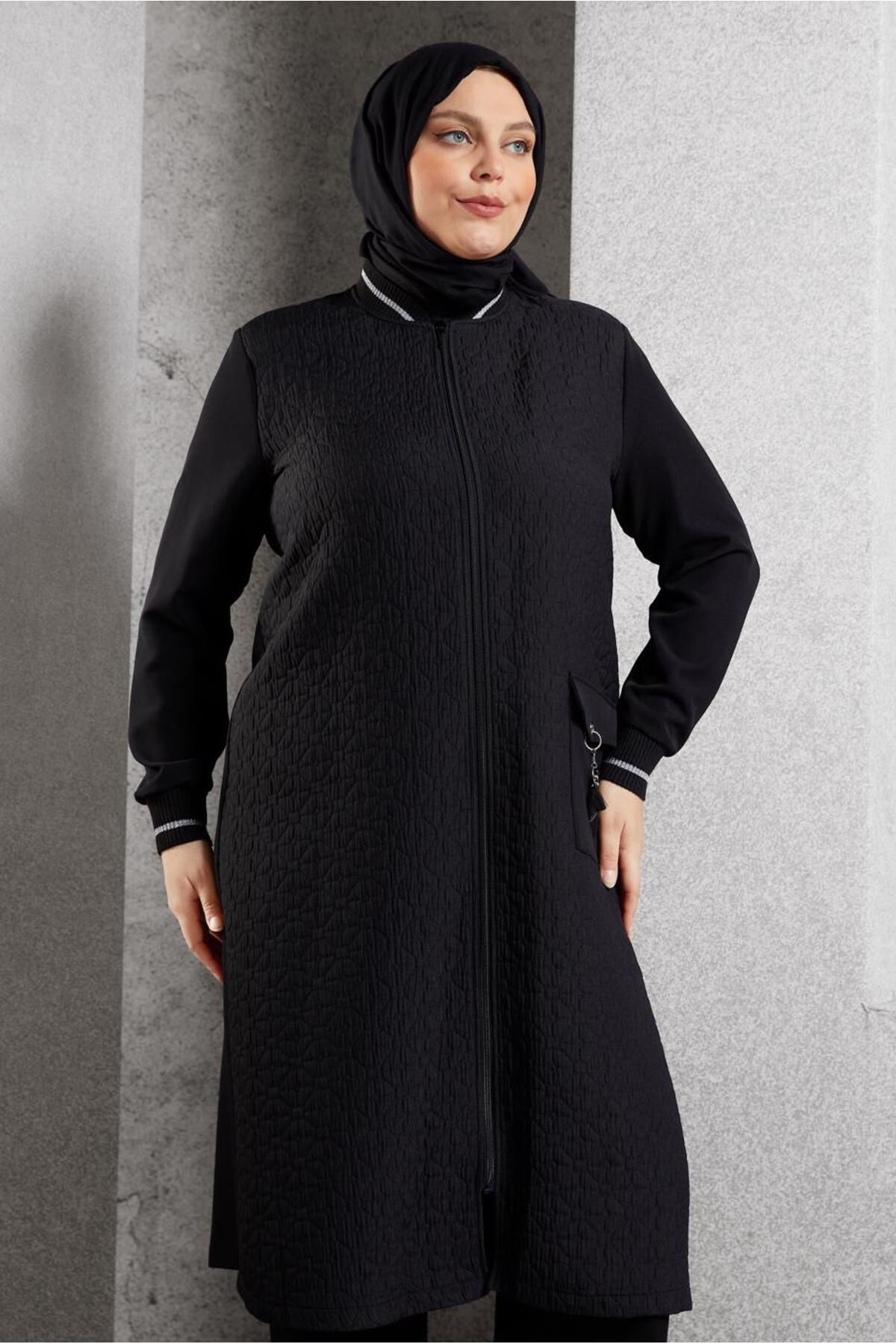 Plus Size Wear and Go 20626 Alvina