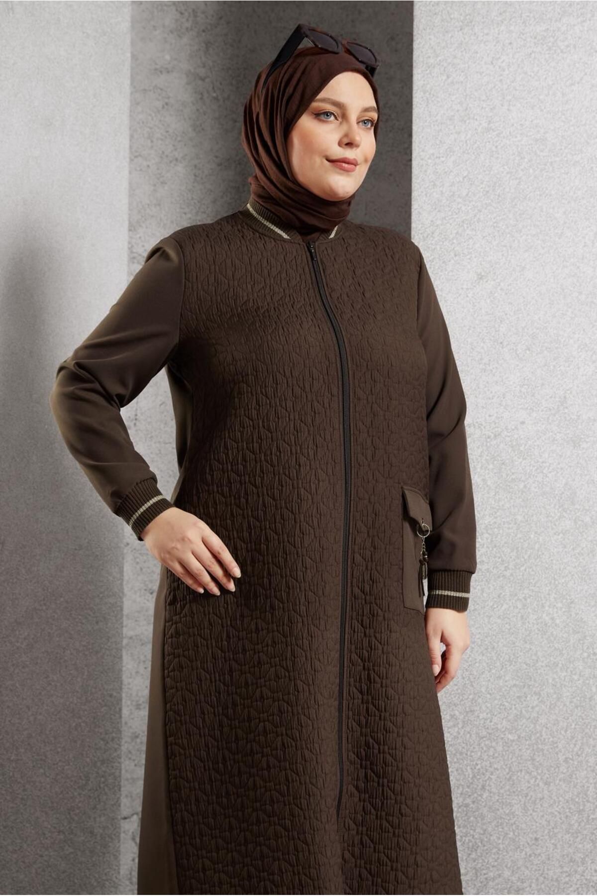 PLUS SIZE WEAR AND GO 20626 Alvina