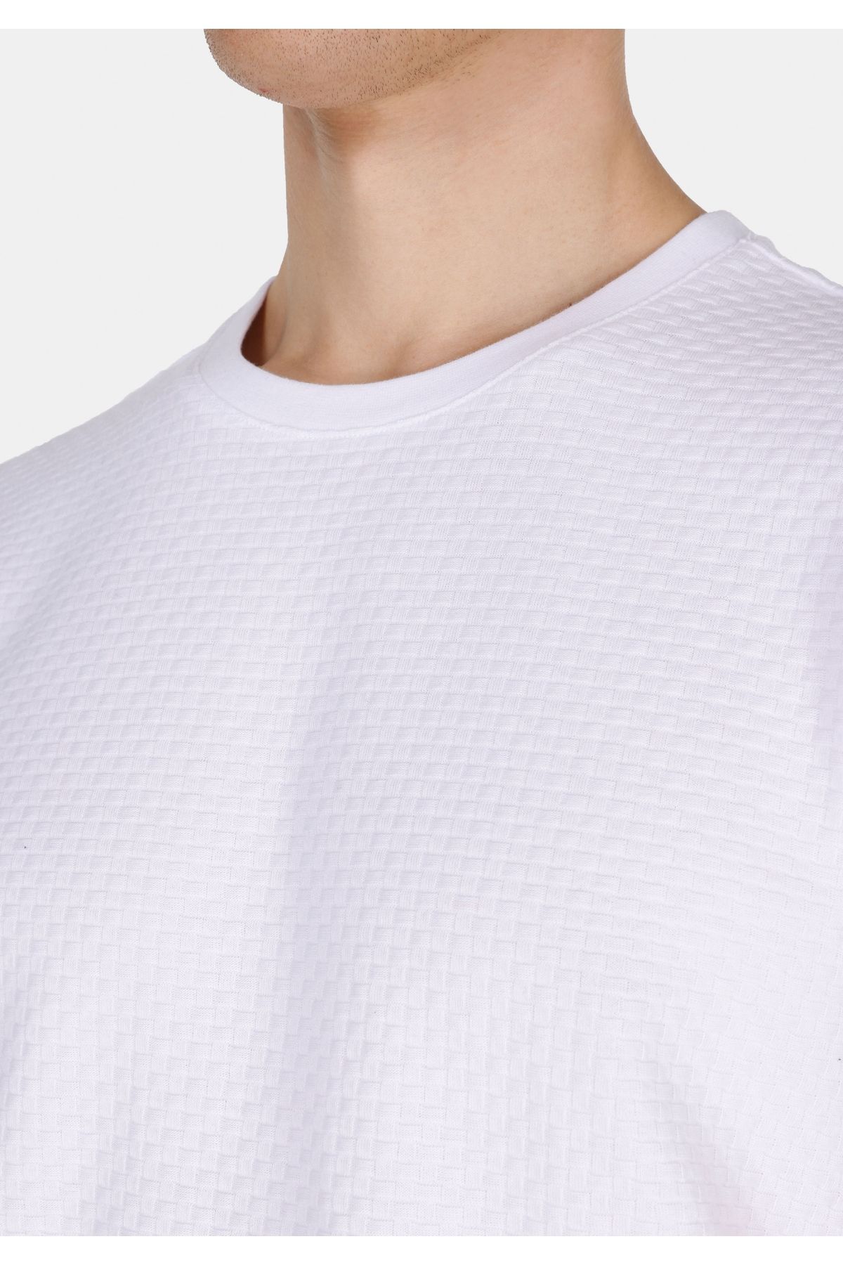 Colin's-Regular Fit Round Neck Jacquard Men's White Short Sleeve T-Shirt 4