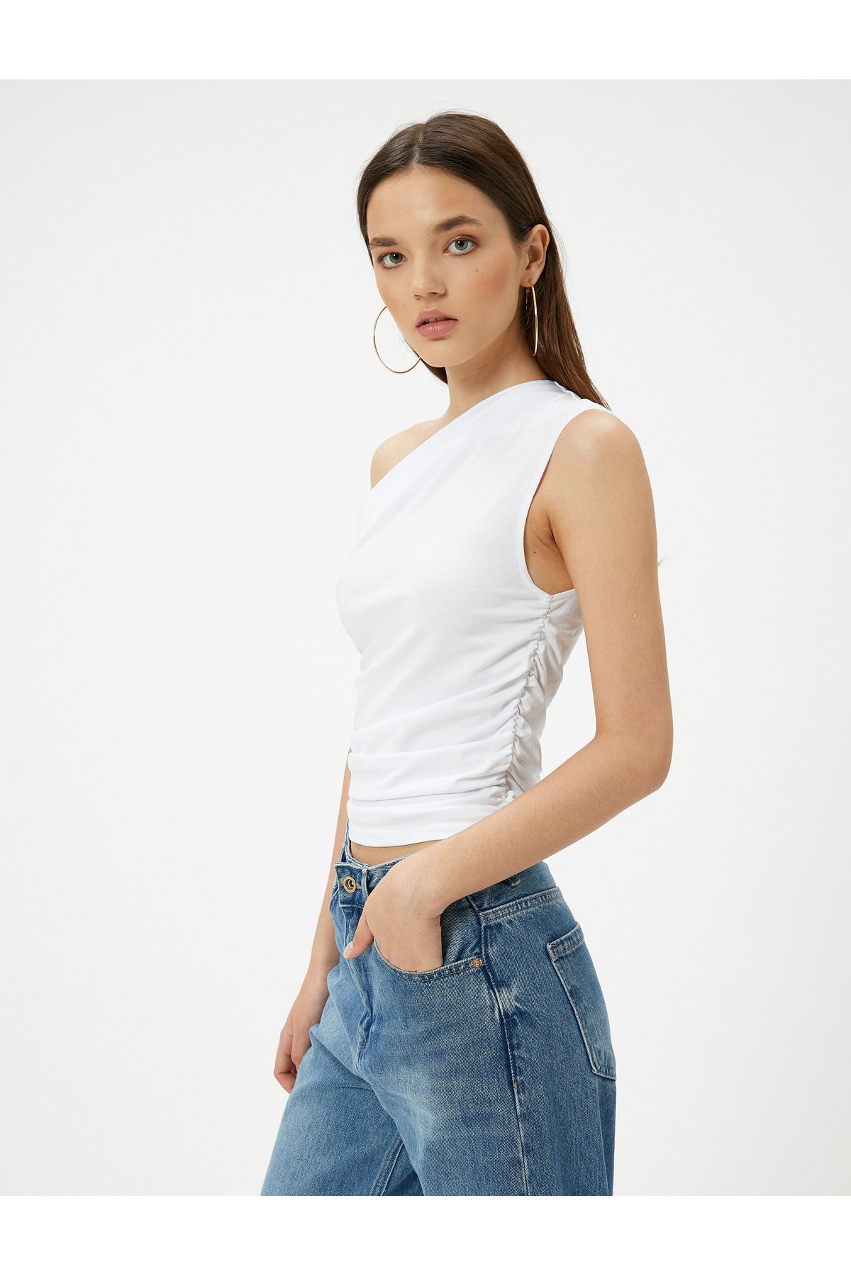 Koton Yeni Sezon Tek Omuz Kolsuz Tişört Slim Fit Pamuklu