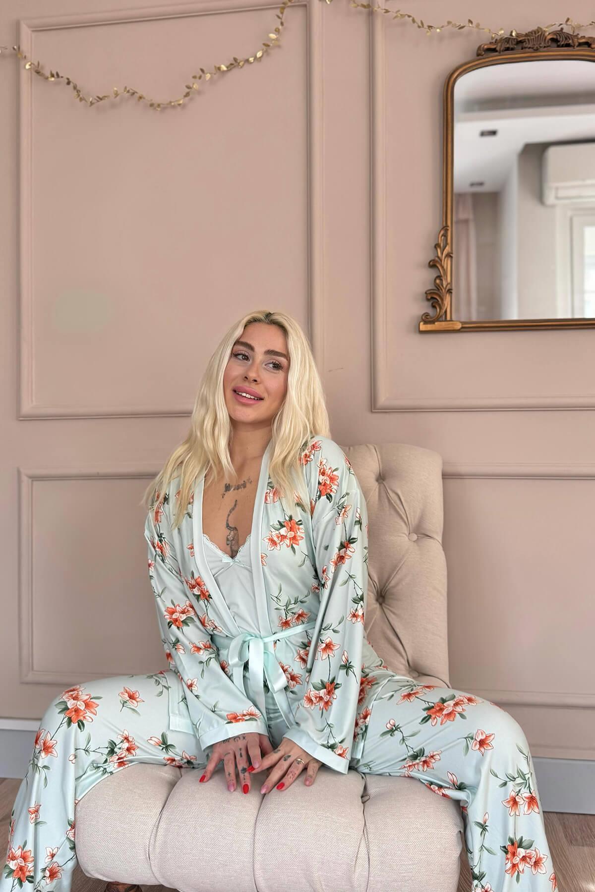 Pijamaevi Mint Floral Breeze Exclusive Örme Sabahlıklı Kadın Pijama Takım görsel 4