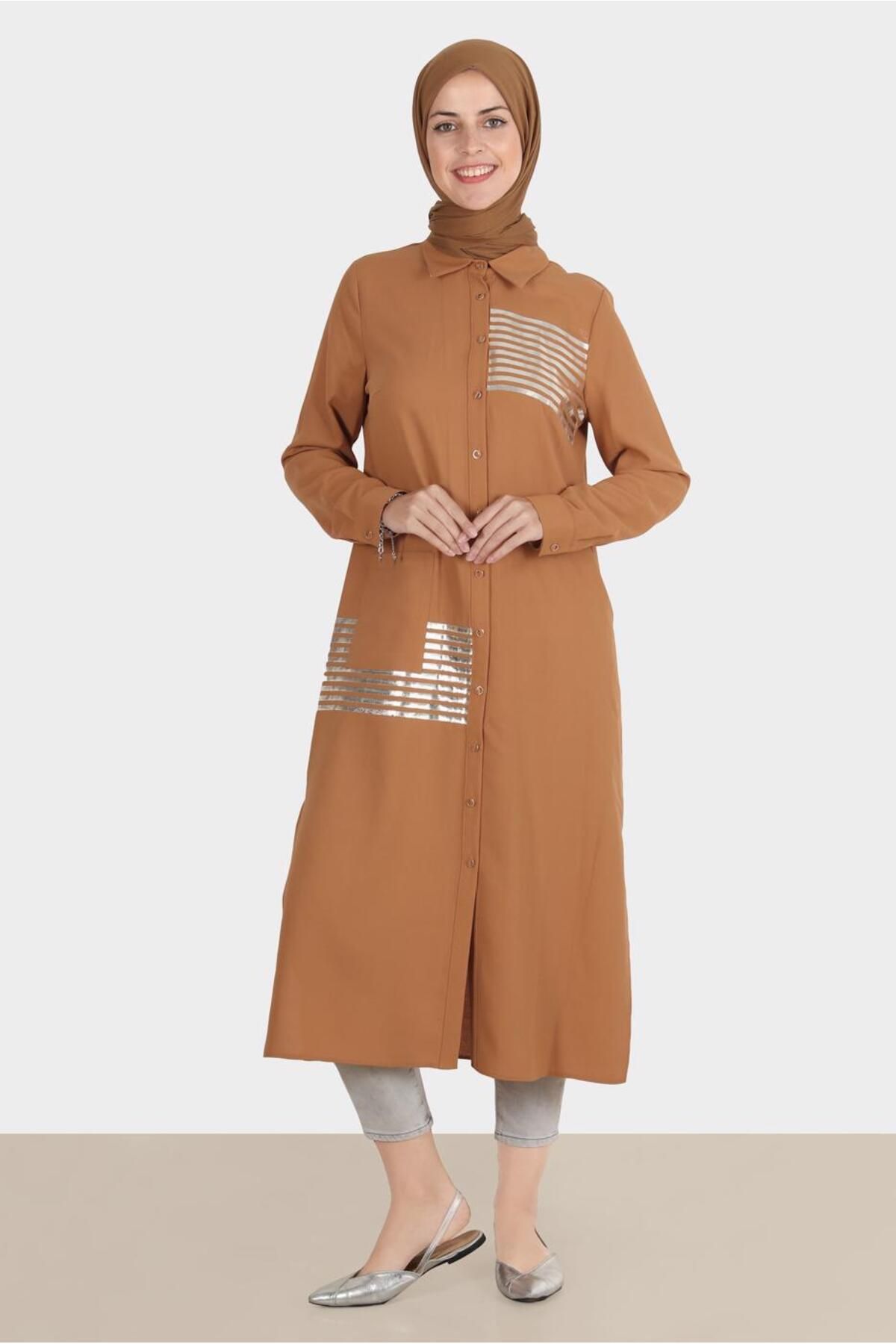 تونیک با جزئیات راه راه براق 42605 Alvina