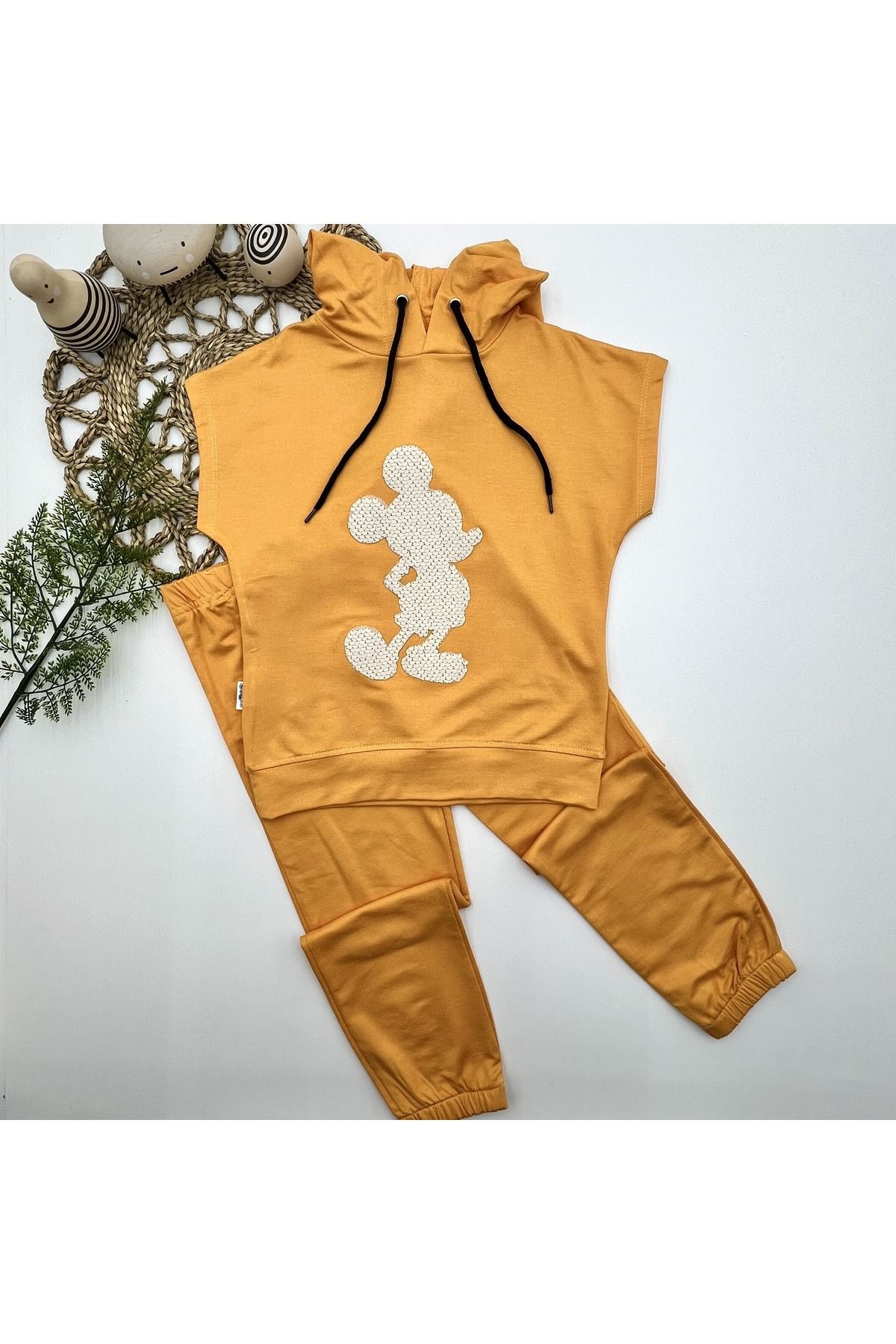 OK AKSESUAR 3-4-5 Yaş Kapşonlu Payetli Mickey Desenli Kısa Kol 2li Kız Erkek Çocuk Takımı