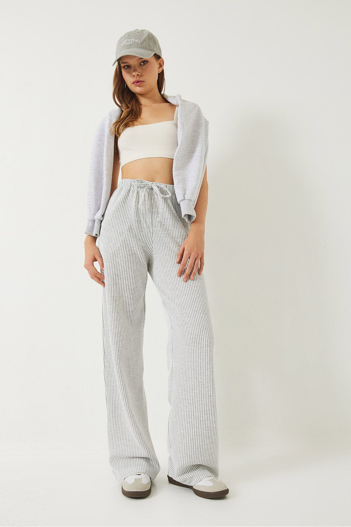 Bianco Lucci-Pantaloni de bază cu buzunare elastice în talie în dungi 60284003 2