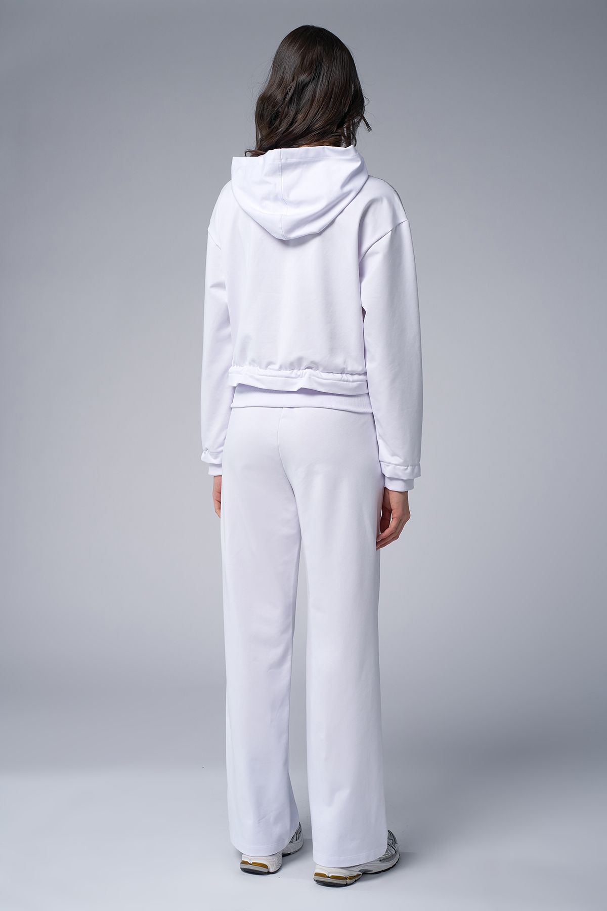 bilcee-Women's White Stone Printed Sweatshirt Trousers Suit 4043 3