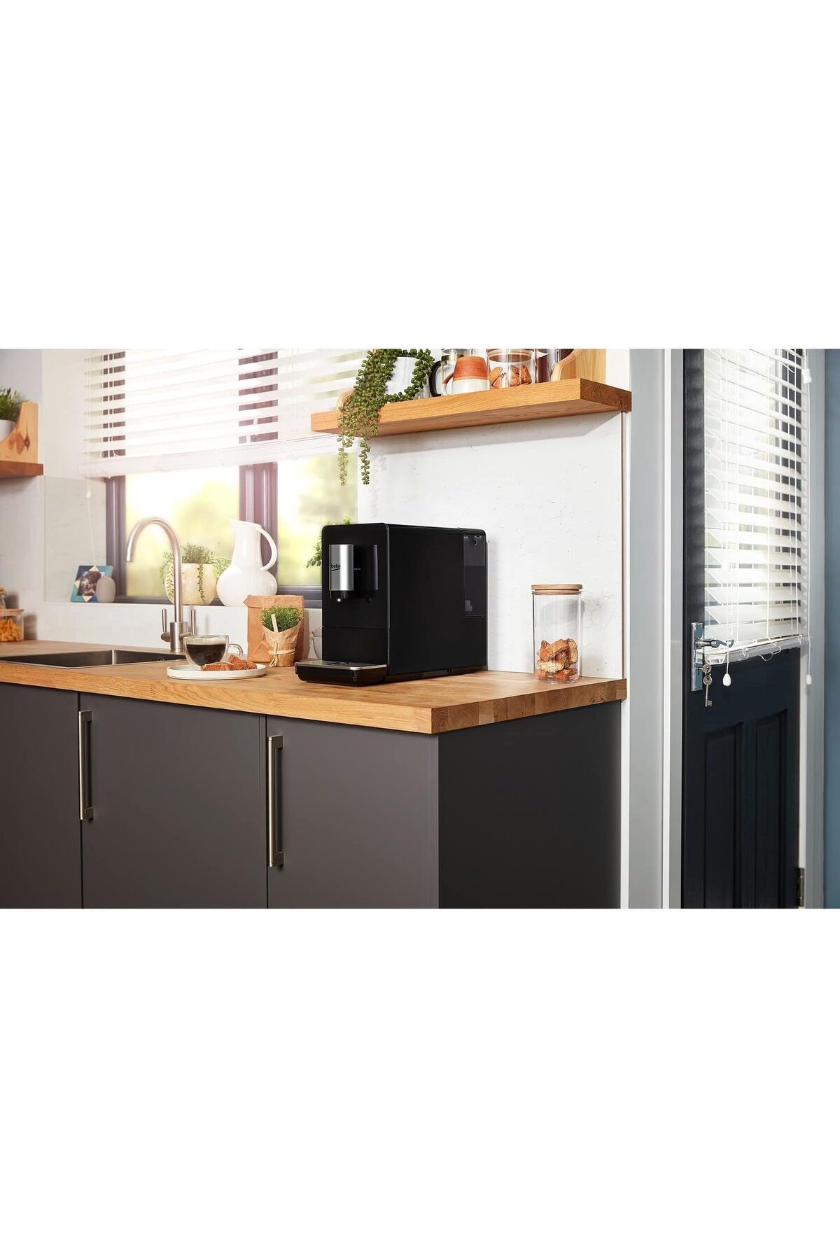 Beko-Espresso Coffee Machine - Bean to Cup Espresso, One touch LCD, 19 bar 4
