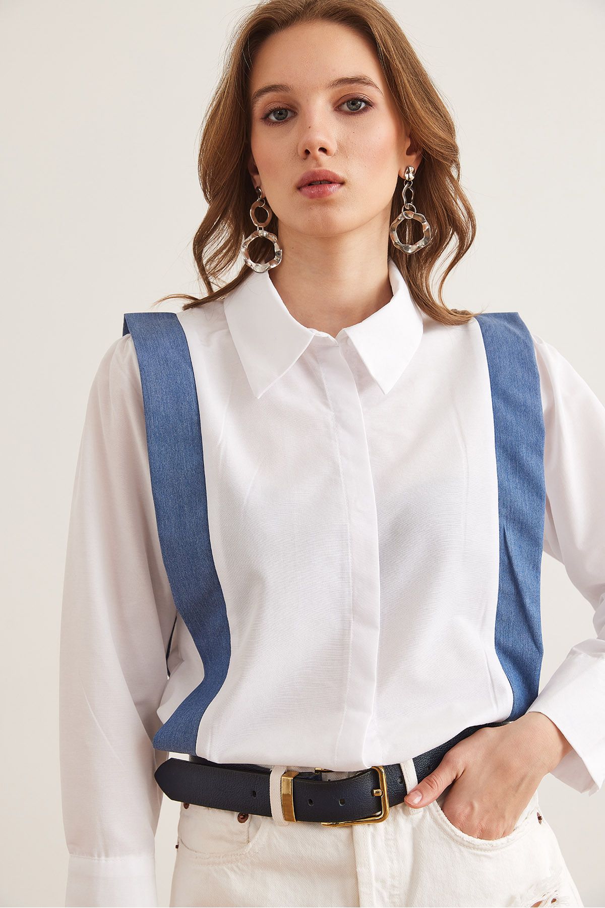 Olalook-Women's White Tensel Garnished Woven Shirt Gml- 19001303 3