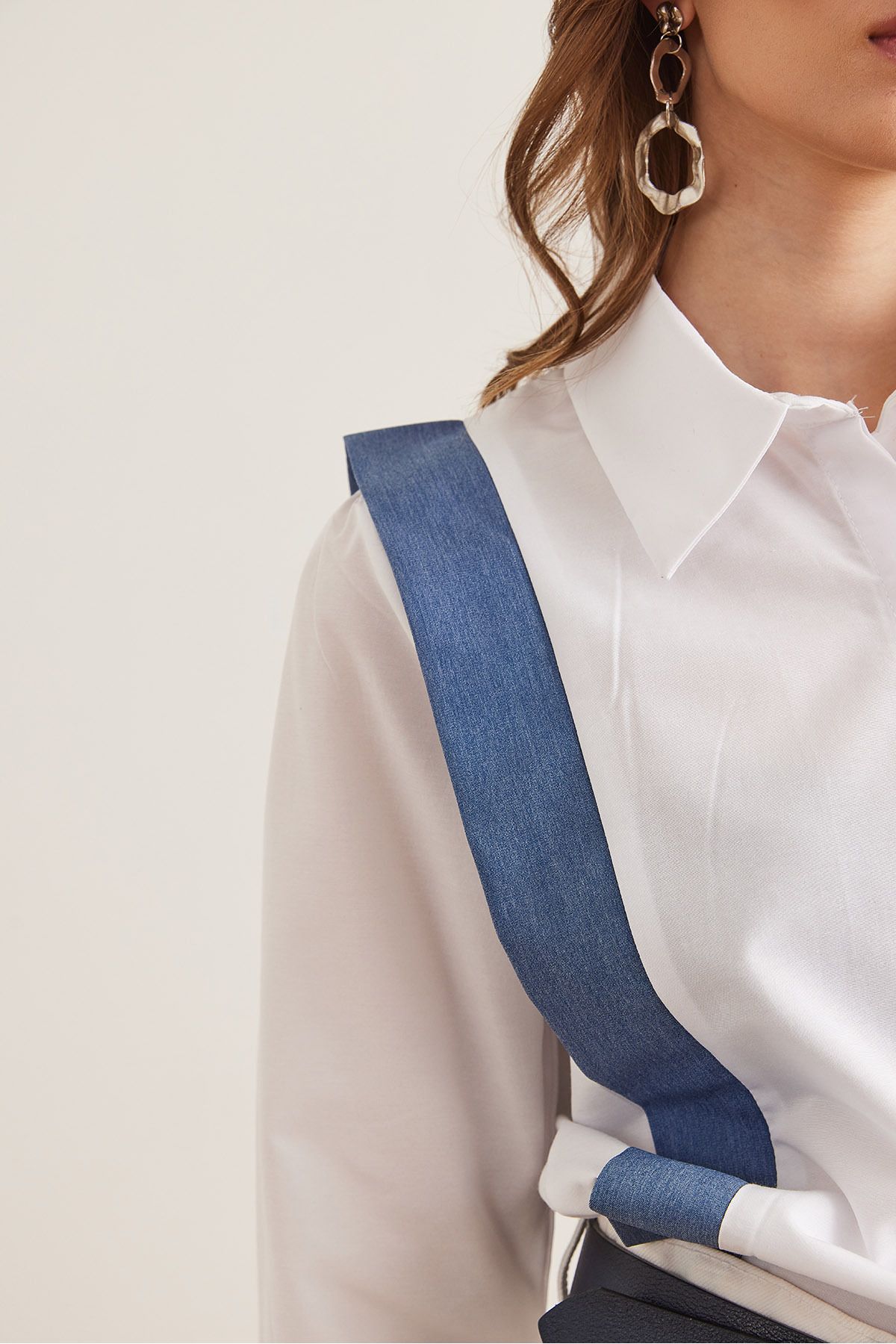 Olalook-Women's White Tensel Garnished Woven Shirt Gml- 19001303 5