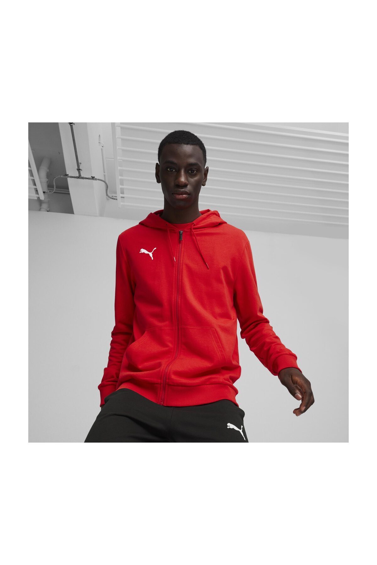 Puma-Teamgoal Casuals kapucnis dzseki férfi futballdzseki 65859501   Piros 3