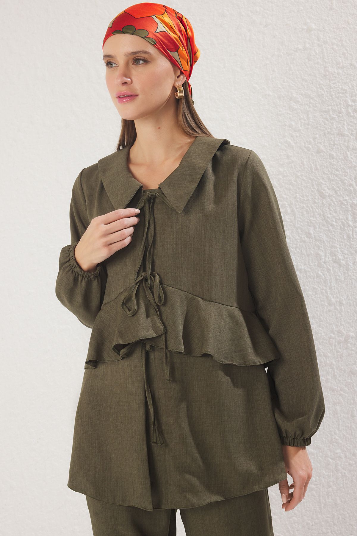 Trendyol Modest-Ruffle Detail Lacing Khaki Linen Top and Bottom Set Tctss25Us00022 2