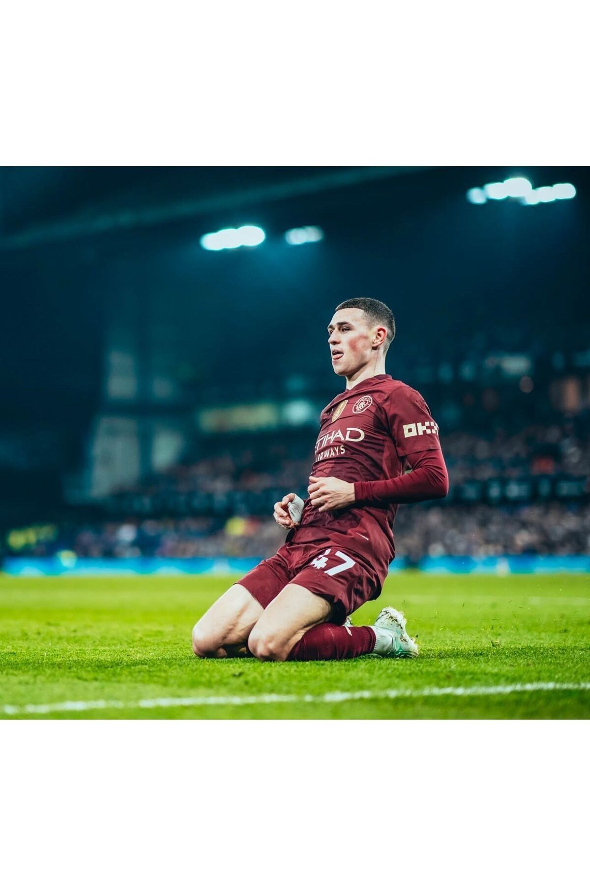 jabuka Manchesterr/Cityy 2024/25 Yeni Sezon Phil Foden Alternatif Forması (BORDO)