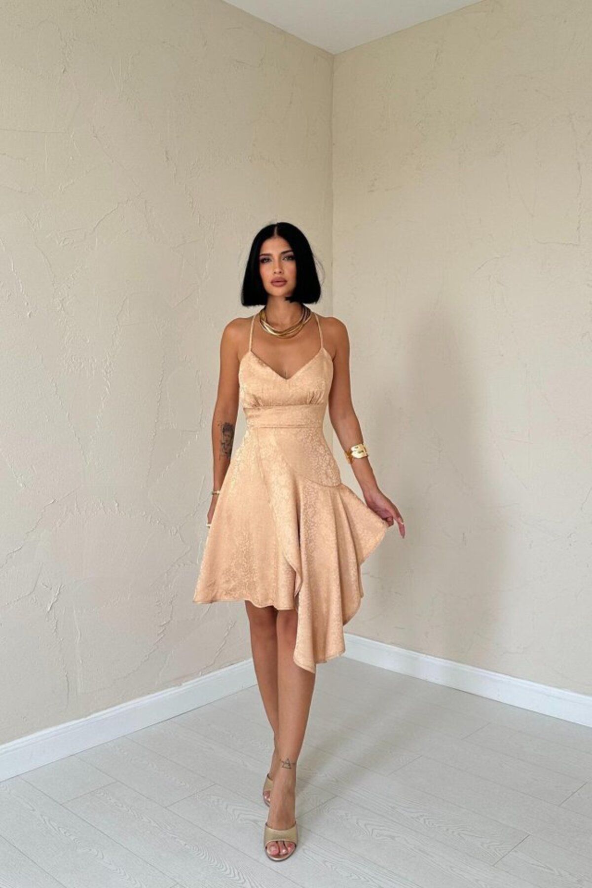Gökyüzü Moda Vizon Jakarlı Asimetrik Elbise