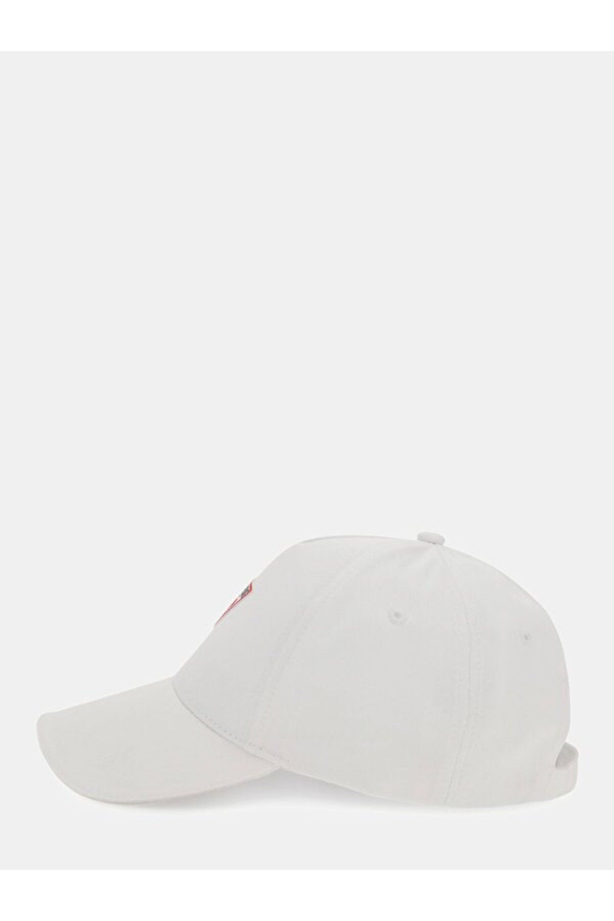Guess-Hat 4