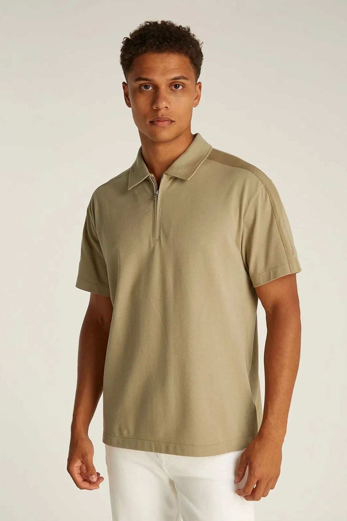 تیشرت پولو مردانه Calvin Klein