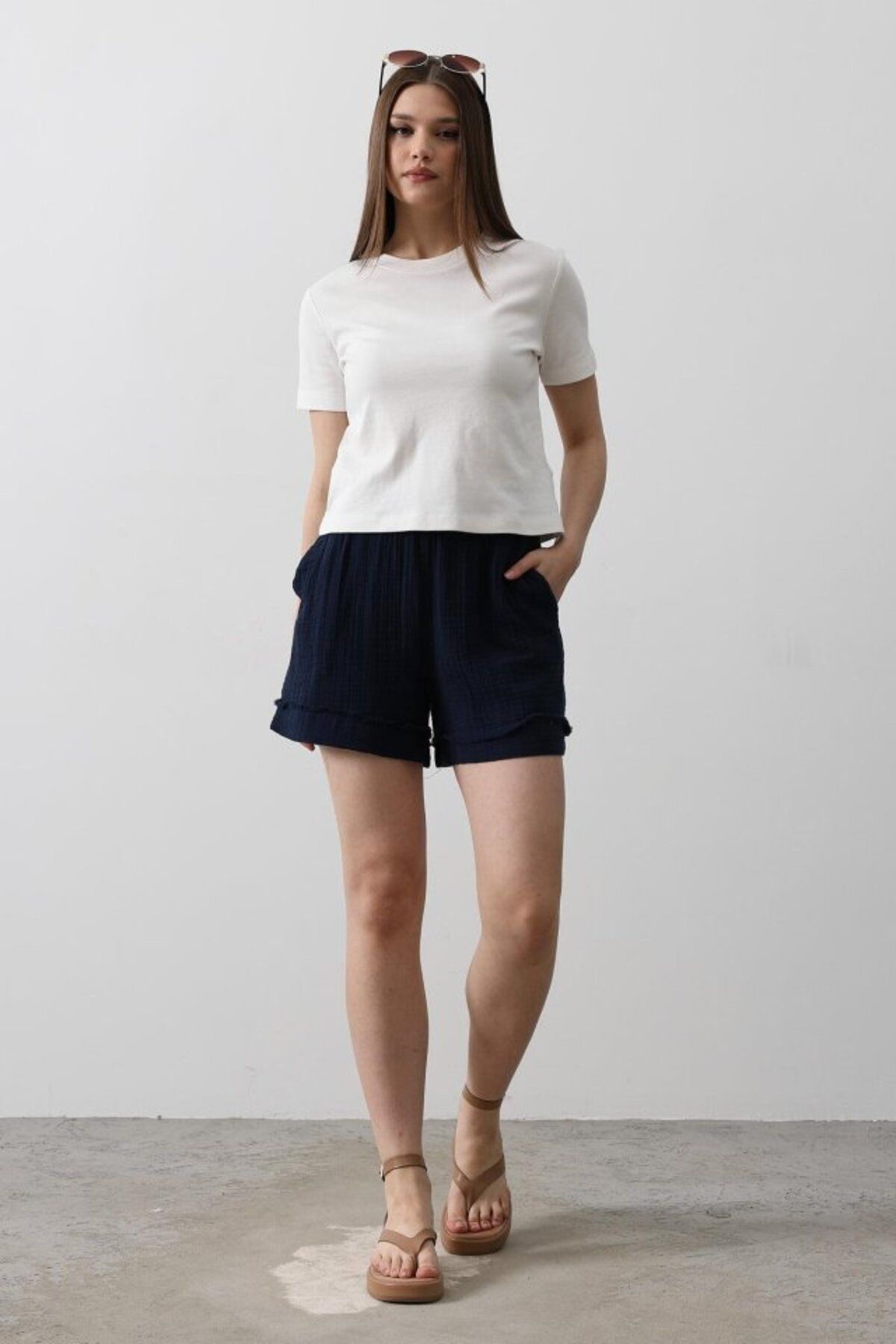 velmorafashion BELİ LASTİKLİ PÜSKÜLLÜ ŞORT - Lacivert