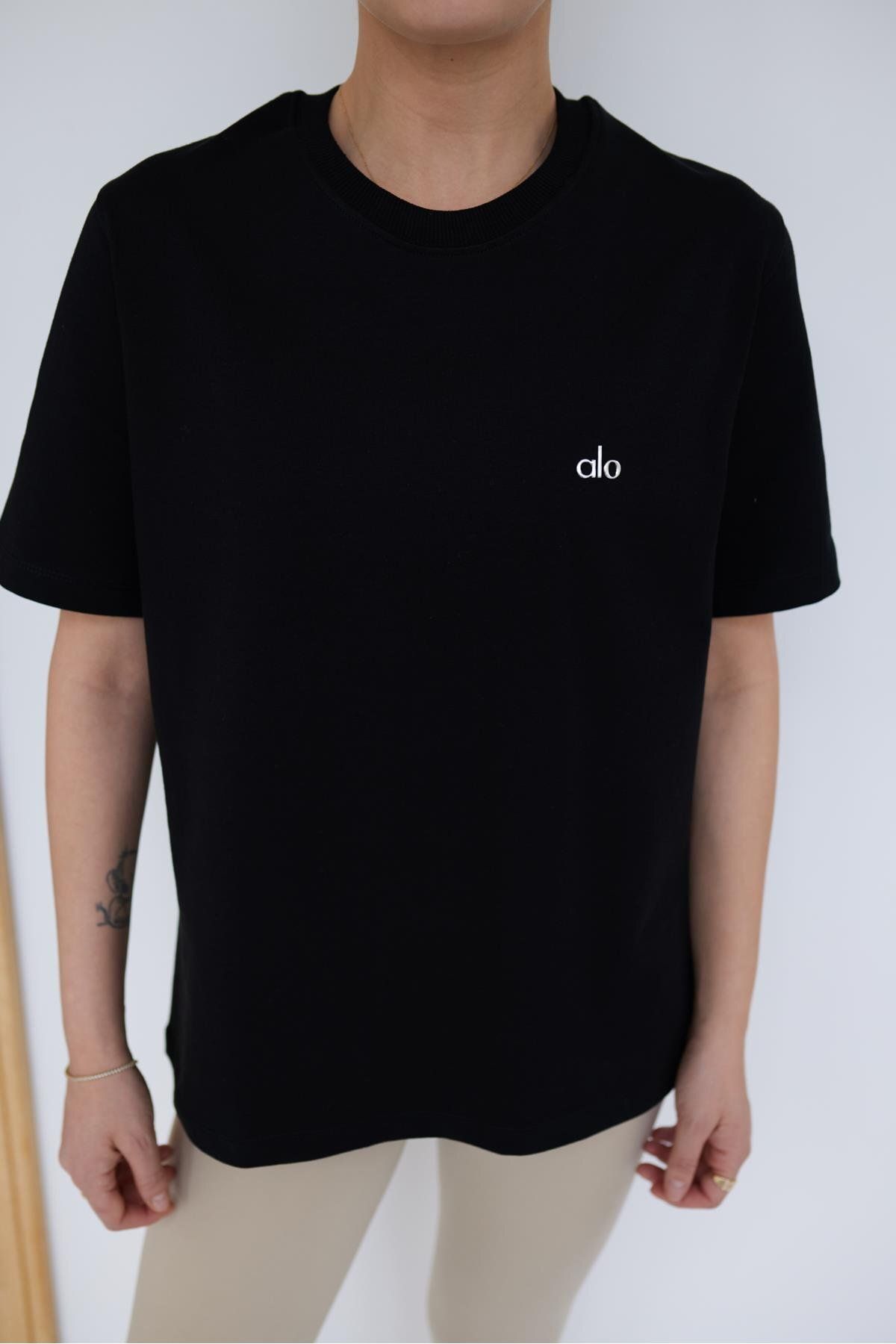 Askı Nişantaşı Siyah Yazı Baskılı Basic T-Shirt
