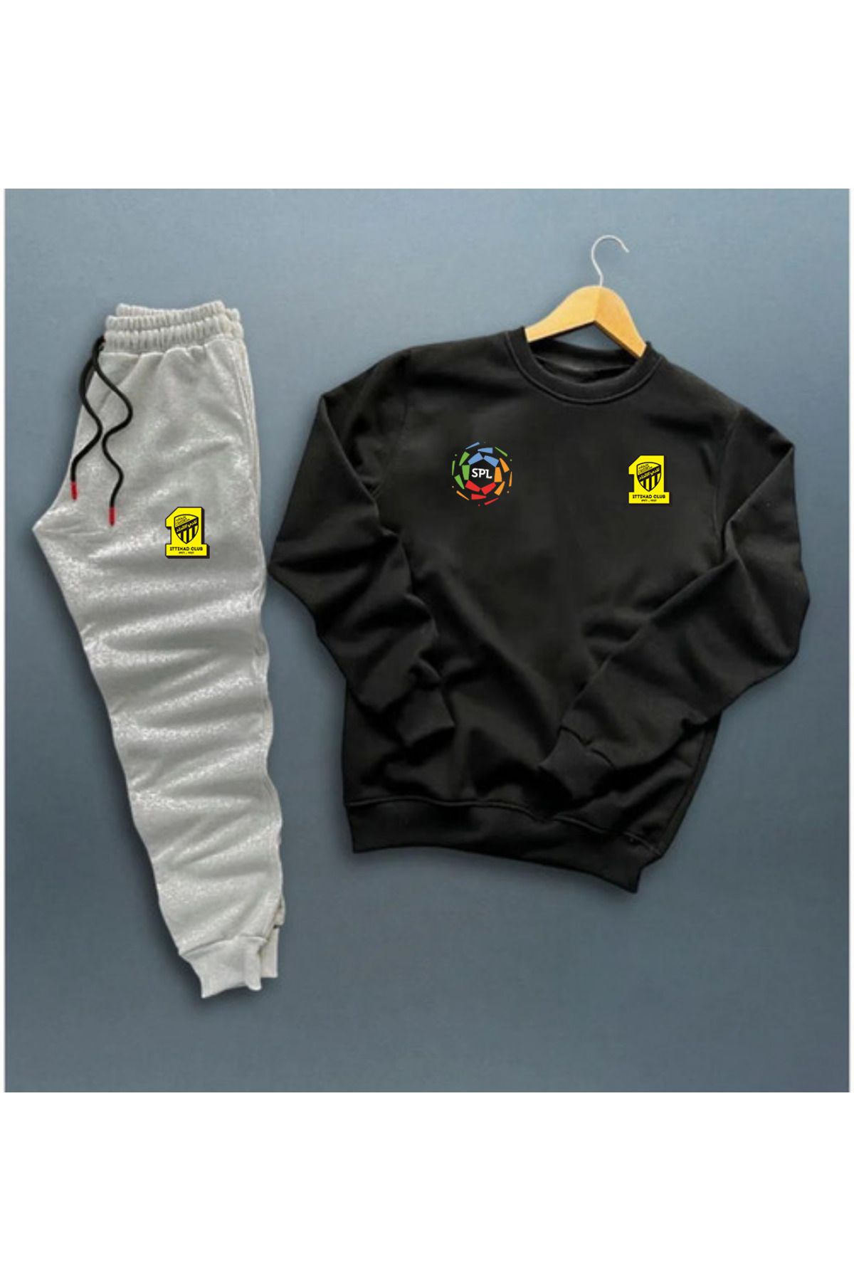 Pisa Art Al-Nassr Suudi Pro Ligi Özel Tasarım Yuvarlak Yaka Sweatshirt-Eşofman Altı Kombini