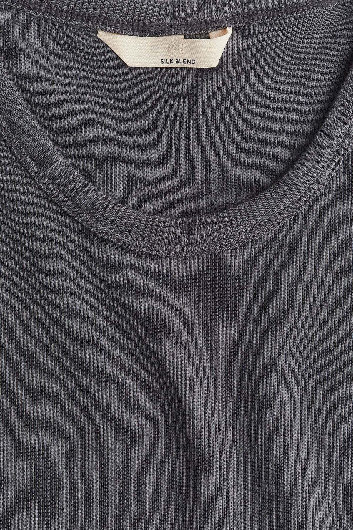 H&M-Silk-blend Vest Top 2