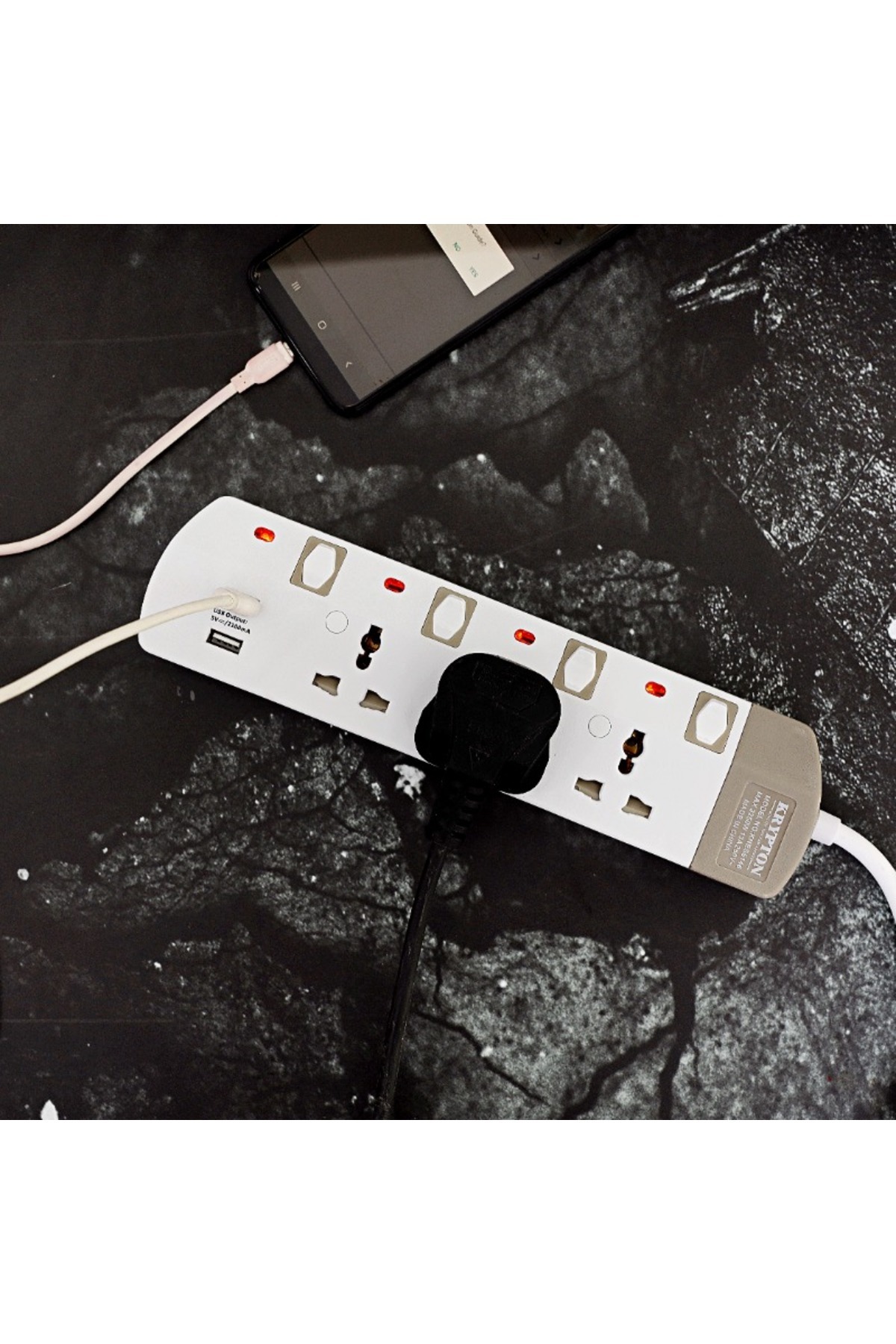 KRYPTON-مقبس تمديد ثلاثي الاتجاهات مع مفتاحي USB فرديين - 3 أمتار | KNES5146 1