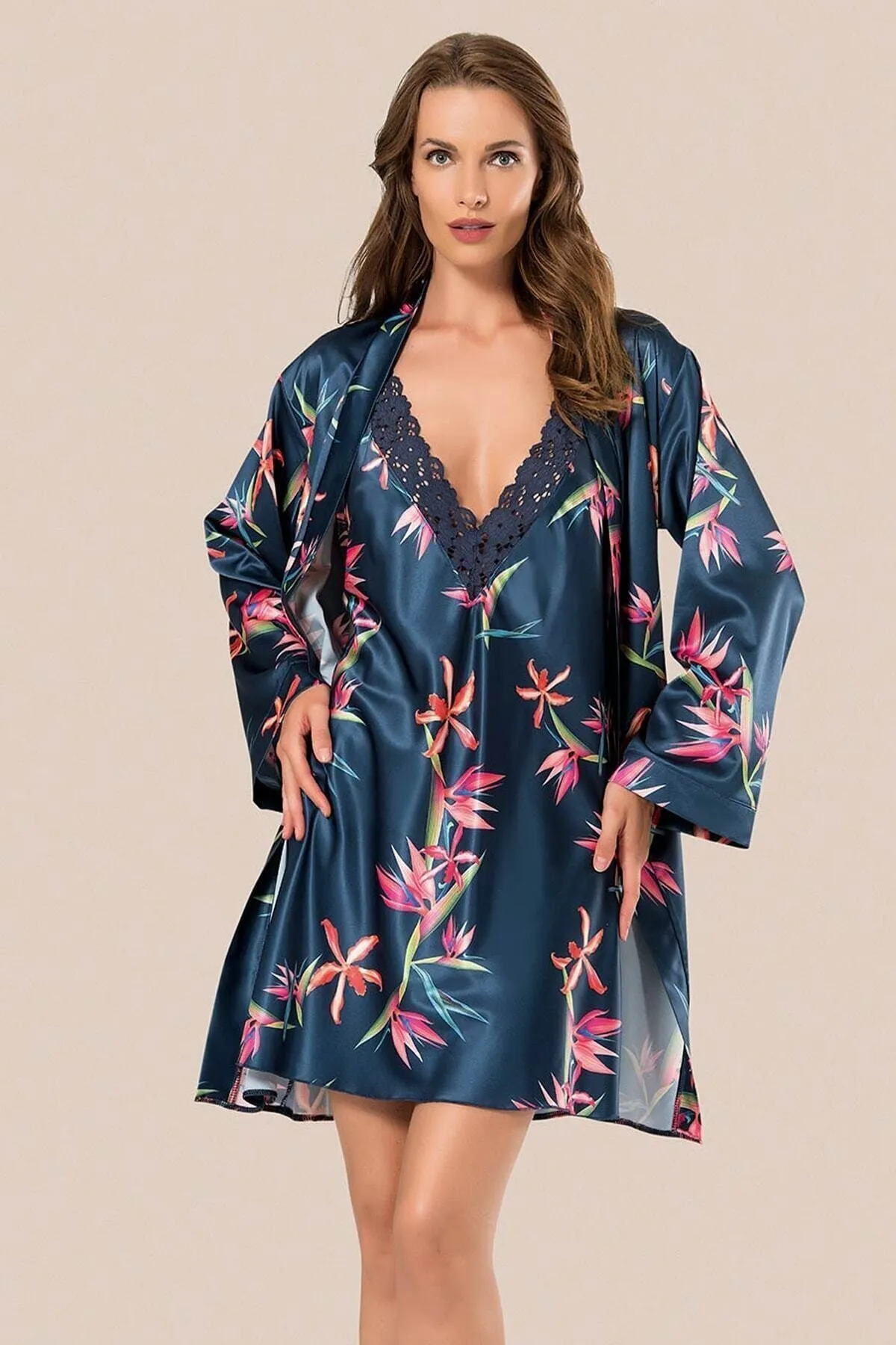 NightLove Kadın Lacivert Dantel Detaylı Saten 2'li Kısa Sabahlık Gecelik Takımı 008 Moongirl