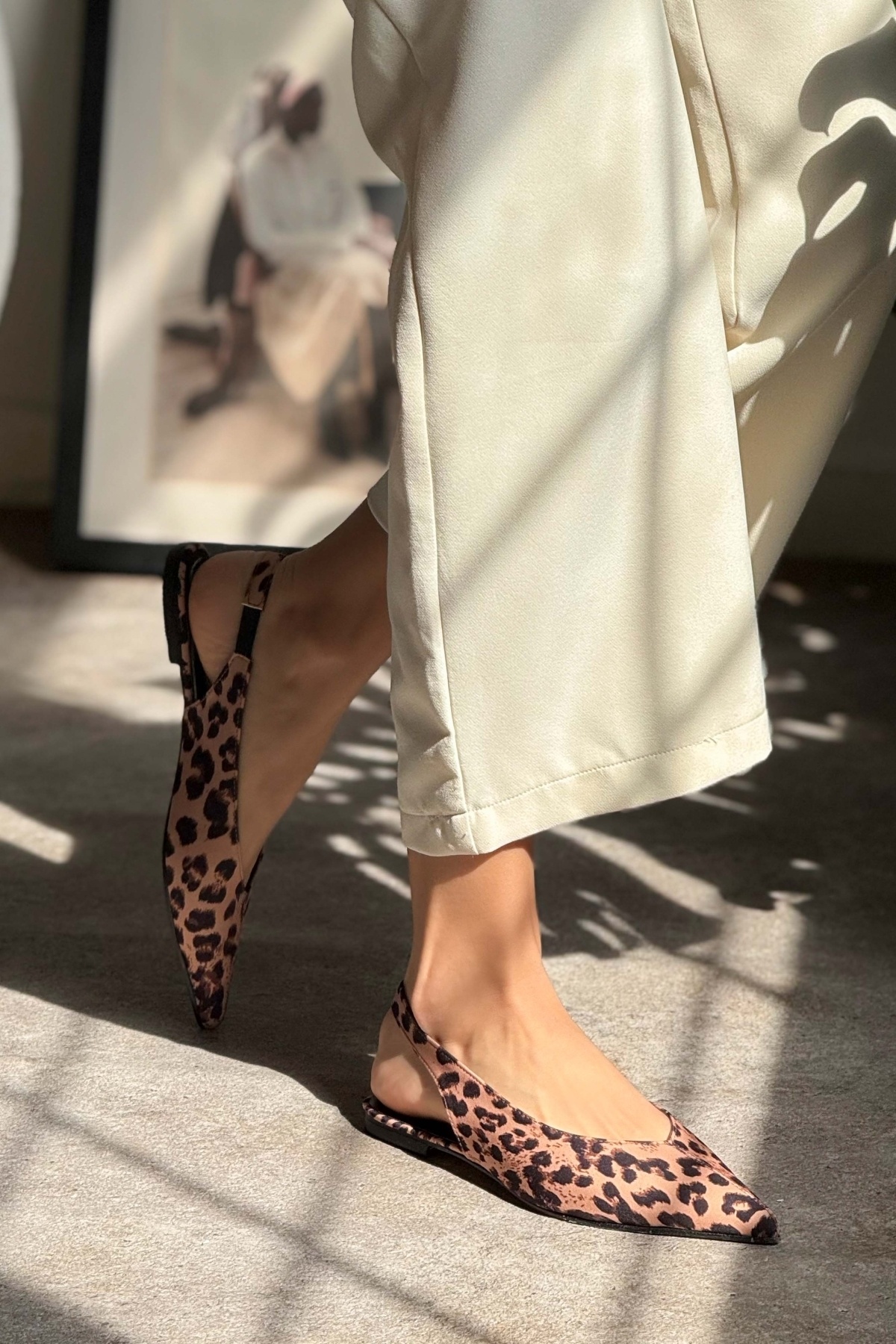 NİŞANTAŞI SHOES-Viva Damen-Ballerinas mit Leopardenmuster und Satin-Gummi-Detail und kurzem Absatz 6